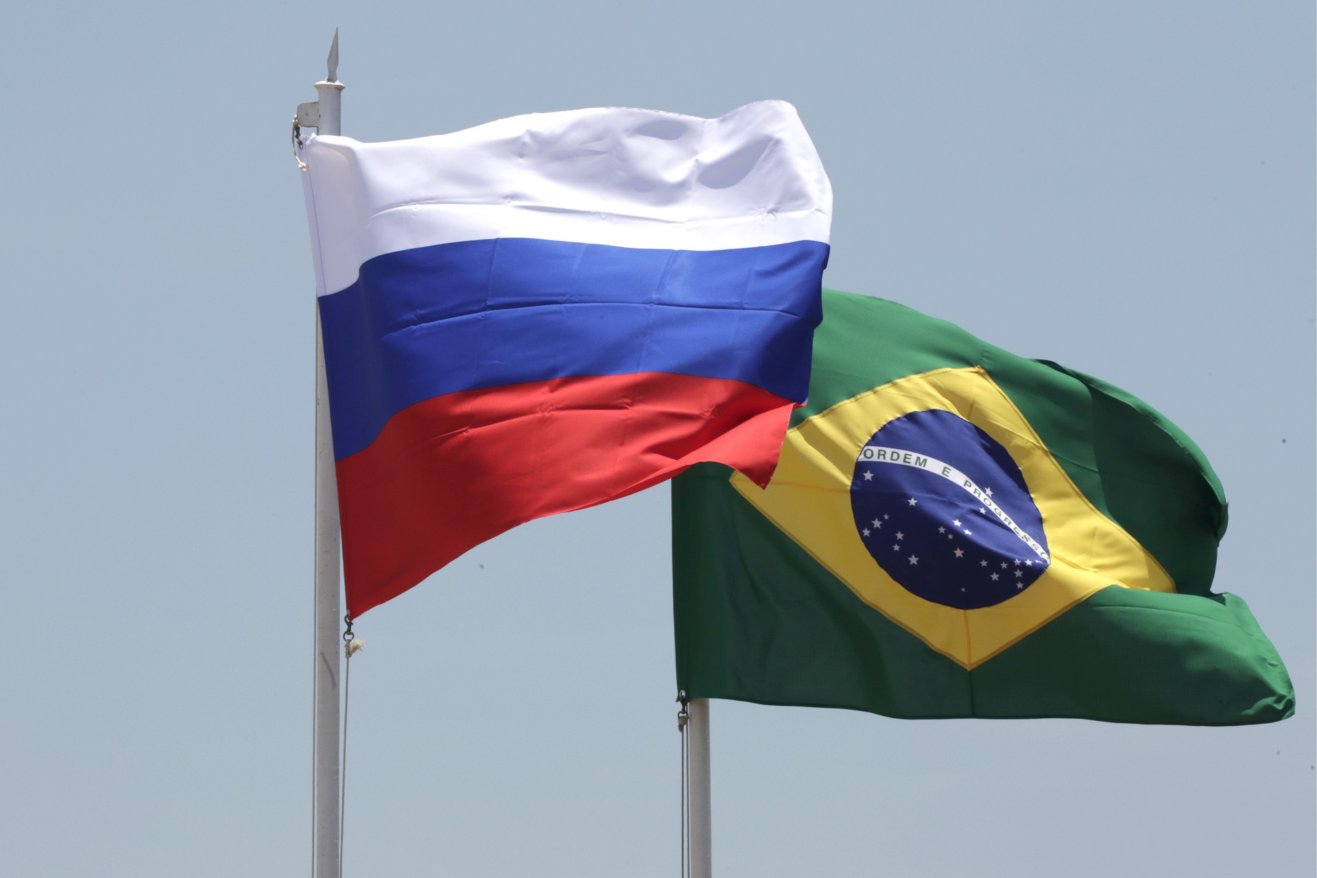 Correo Brasiliense: В столице Бразилии силовики ищут бомбу в посольстве России