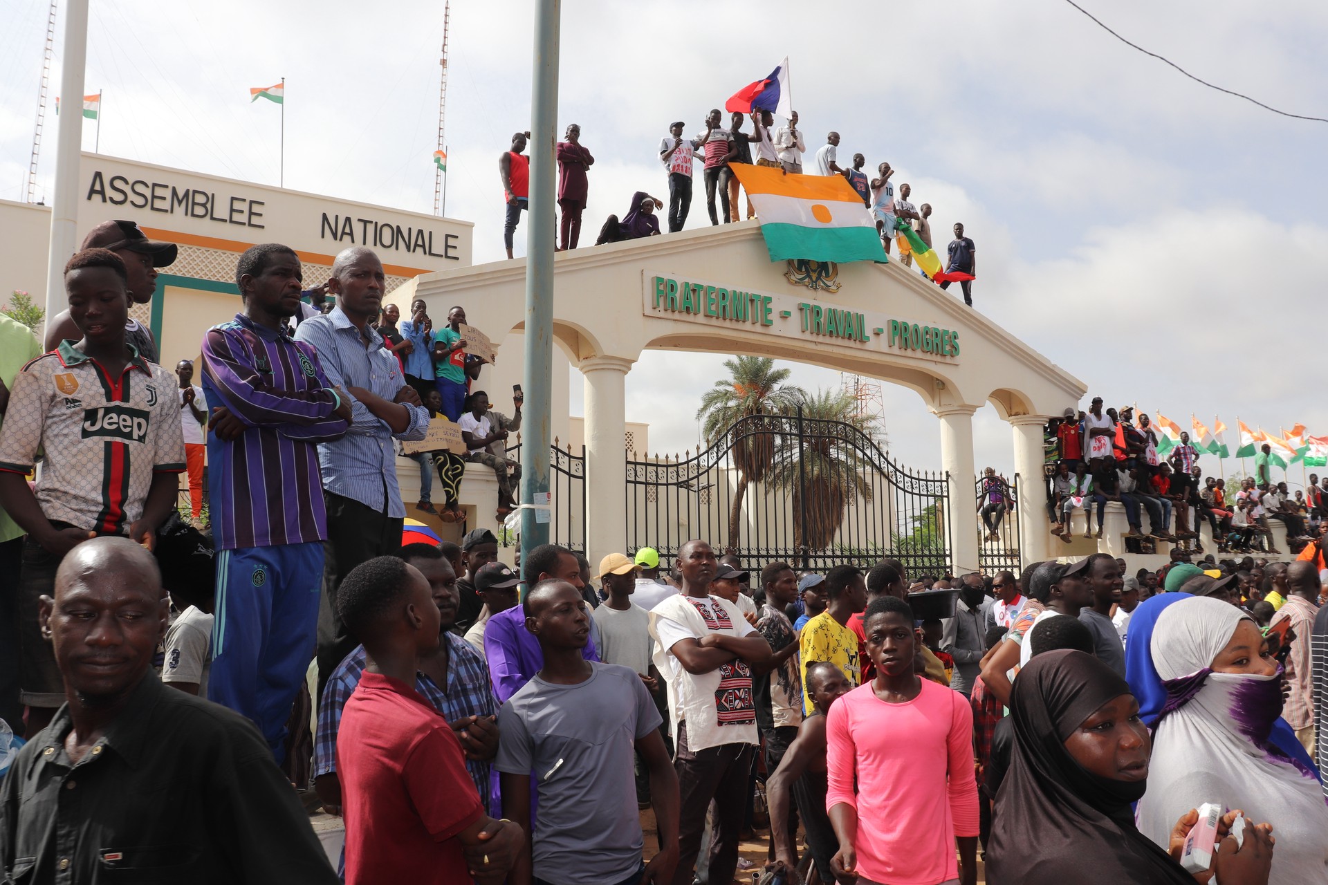 Мятежники в Нигере заявили о готовности начать переговоры с ЭКОВАС
