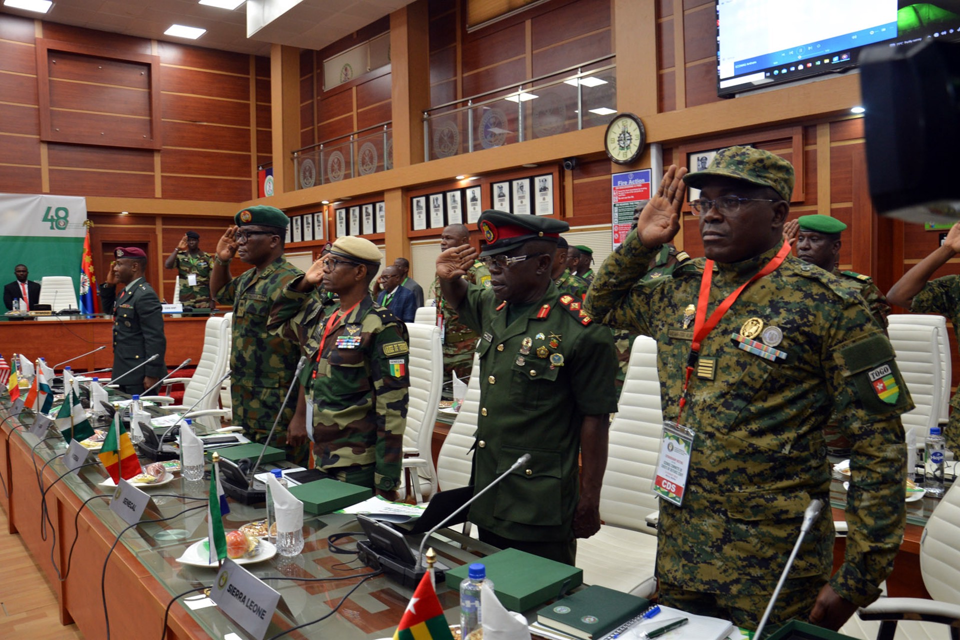 ЭКОВАС мотает: может ли вторжение в Нигер случиться без НАТО
