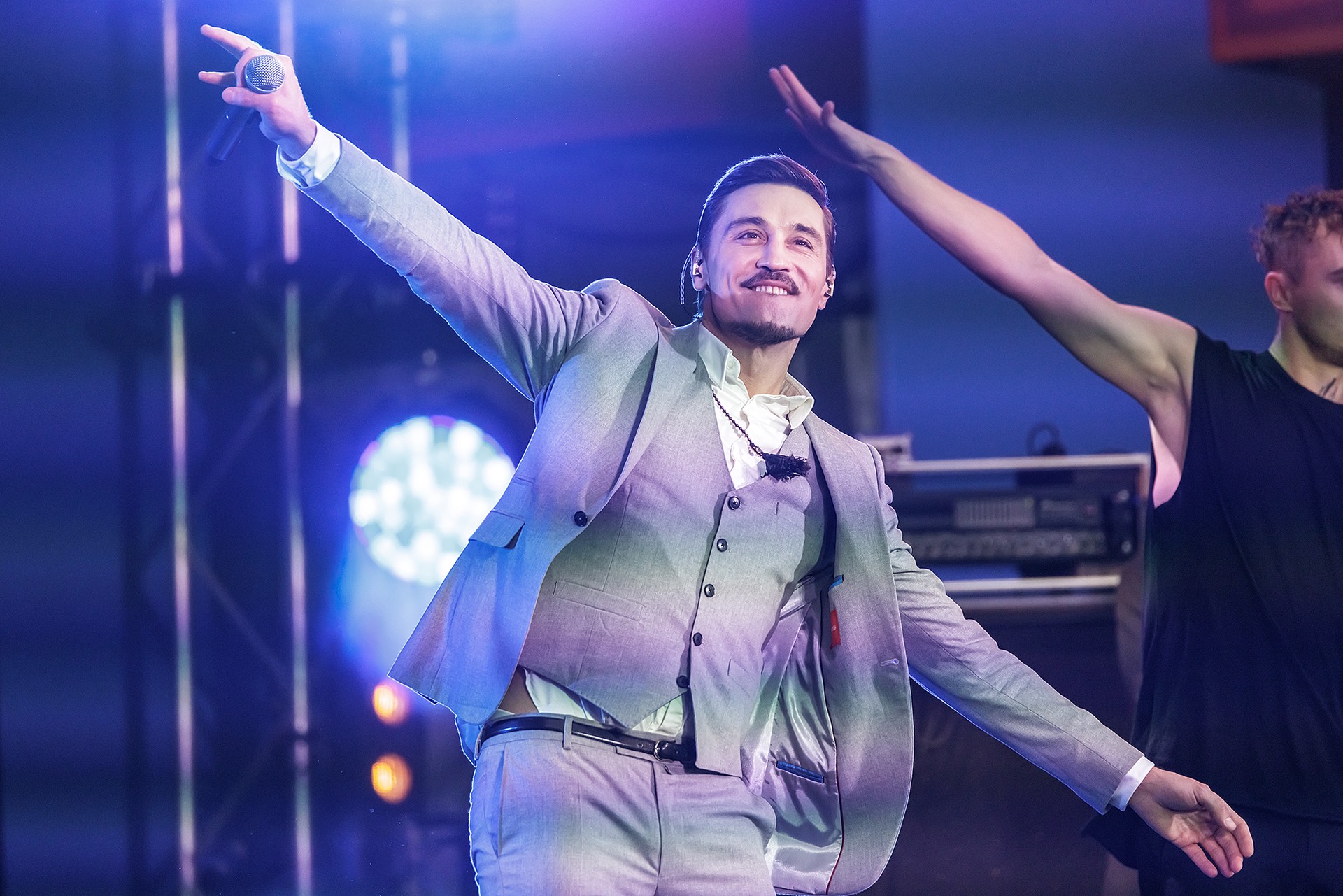 Ставшая звездой петербургская пенсионерка мечтает зажечь с Биланом