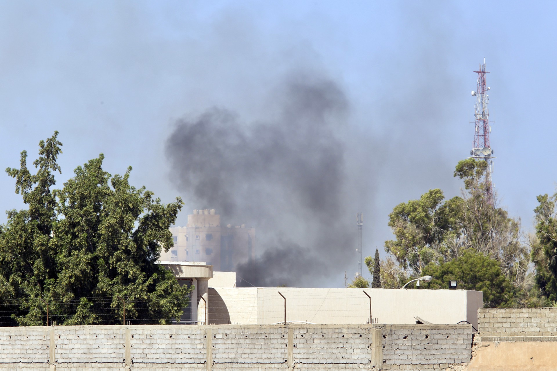 Политолог рассказал, с чем связаны военные столкновения в Ливии