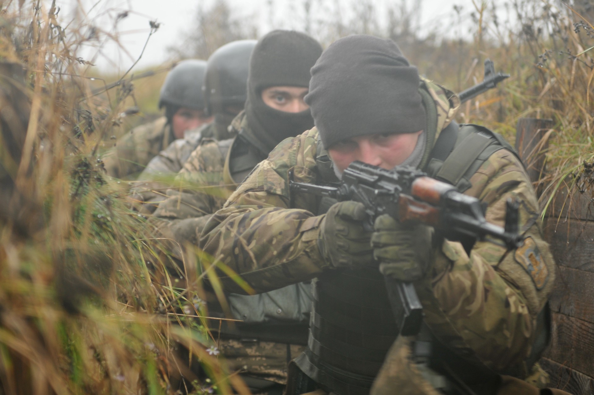 Украинский заградотряд расстрелял группу отступающих военнослужащих ВСУ