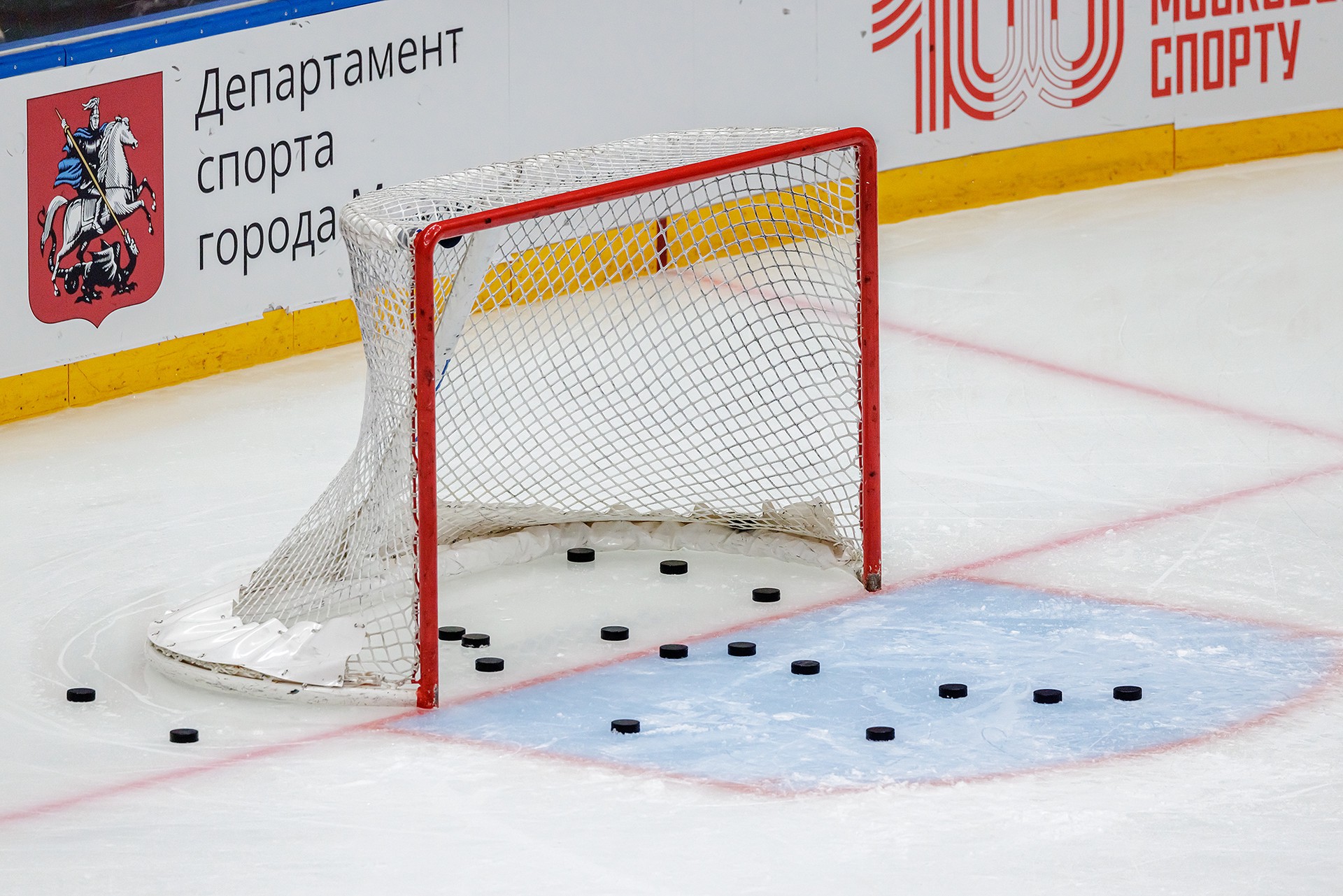 Экс-голкипер Гашек обратился к российским хоккеистам и чиновникам