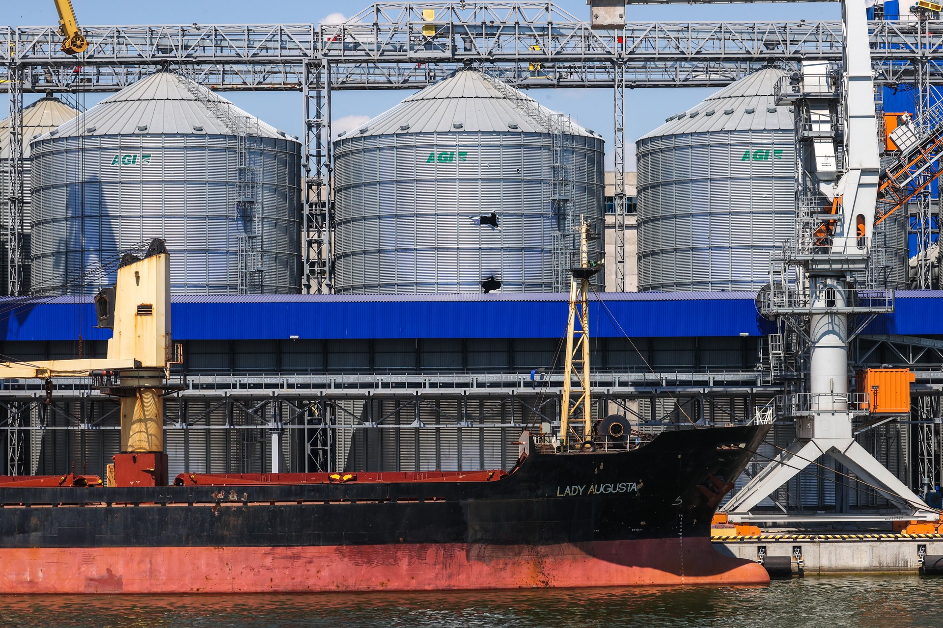 Экономист: новая зерновая сделка может предполагать отгрузку из российских портов