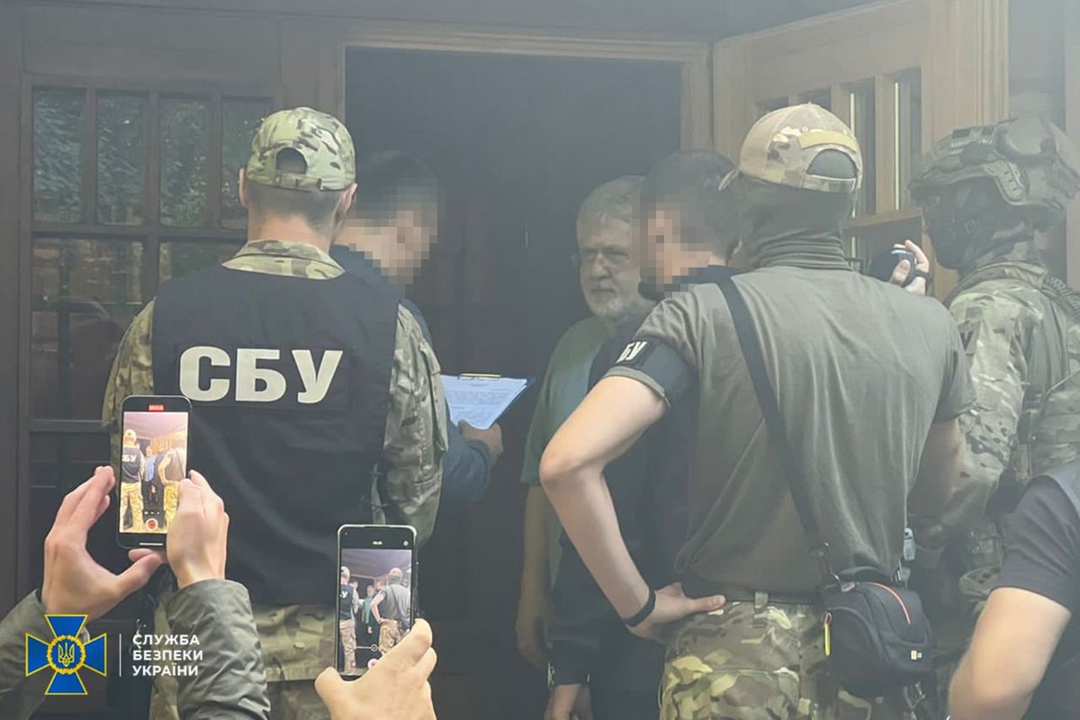 Киевский суд отправил Коломойского под стражу до 31 октября