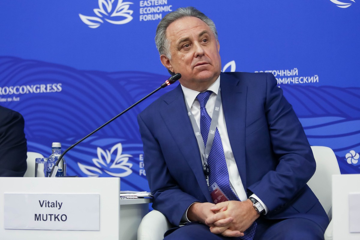 Бывший генсек ФИФА Вальке рассказал, как пил водку с Виталием Мутко