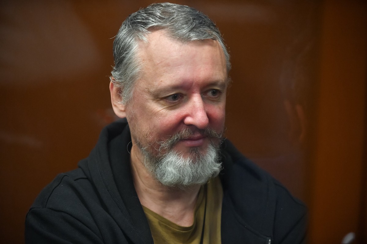 Mash: Игорь Стрелков попросил суд освободить его из колонии