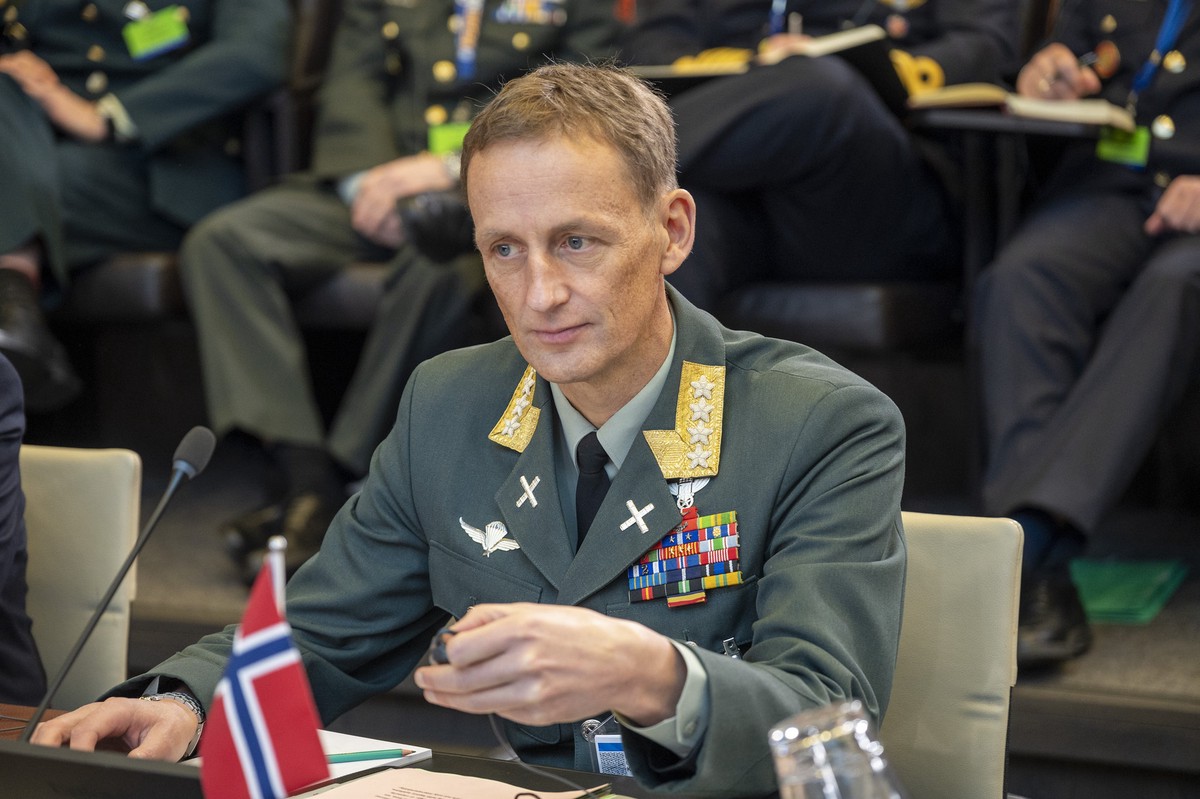 Норвегия заявила, что у НАТО критически мало боеприпасов