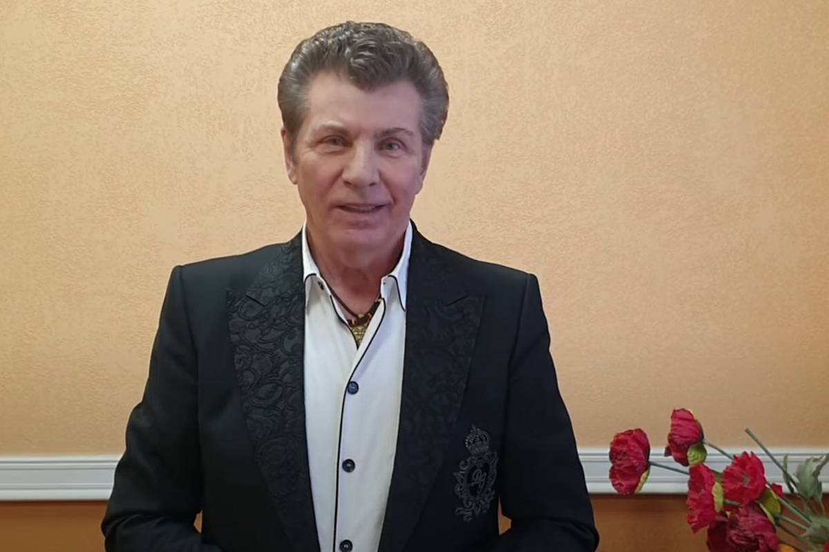 «Устроили травлю»: директор Евдокимова отреагировала на отмену его выступления в Crocus City Hall