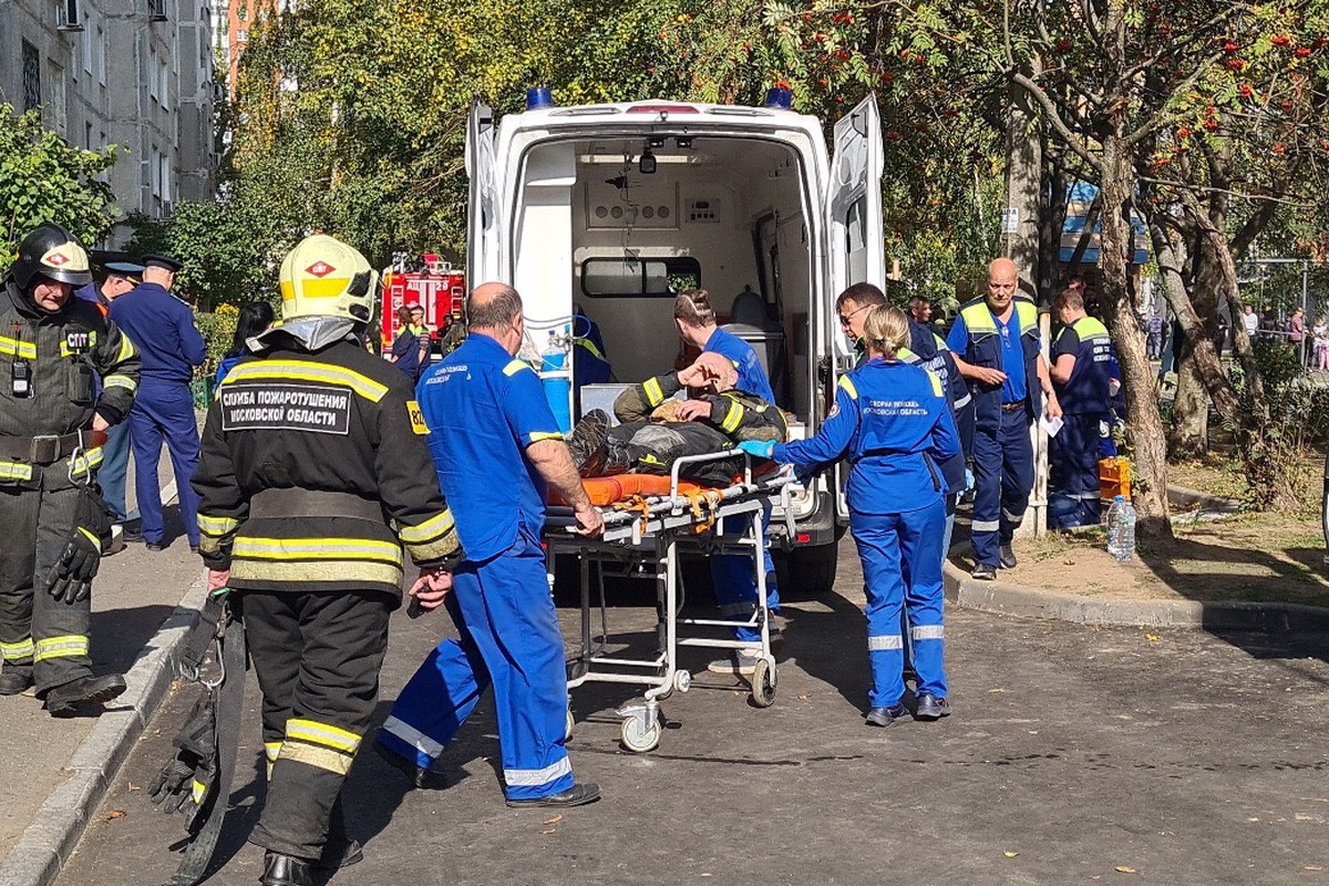 МЧС: число погибших при обвале дома в Балашихе выросло до семи, 20 человек пострадали