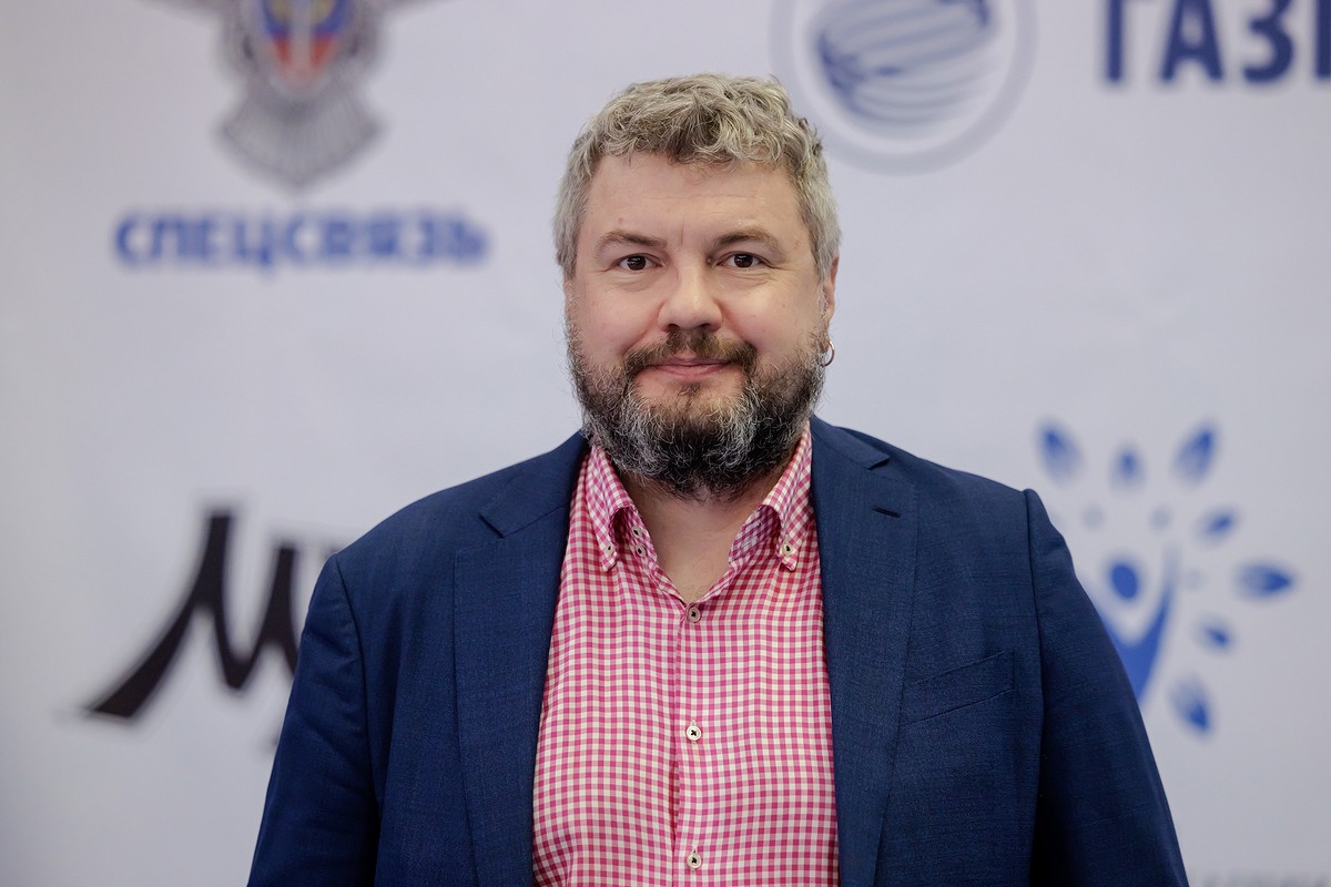 SHOT: Спортивный комментатор Роман Скворцов попал в реанимацию