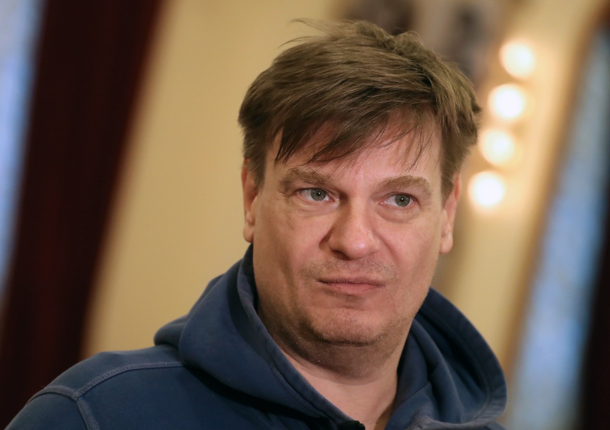 Режиссёр «Не в свои сани не садись» отреагировал на петицию Белого с призывом отменить спектакль в Израиле