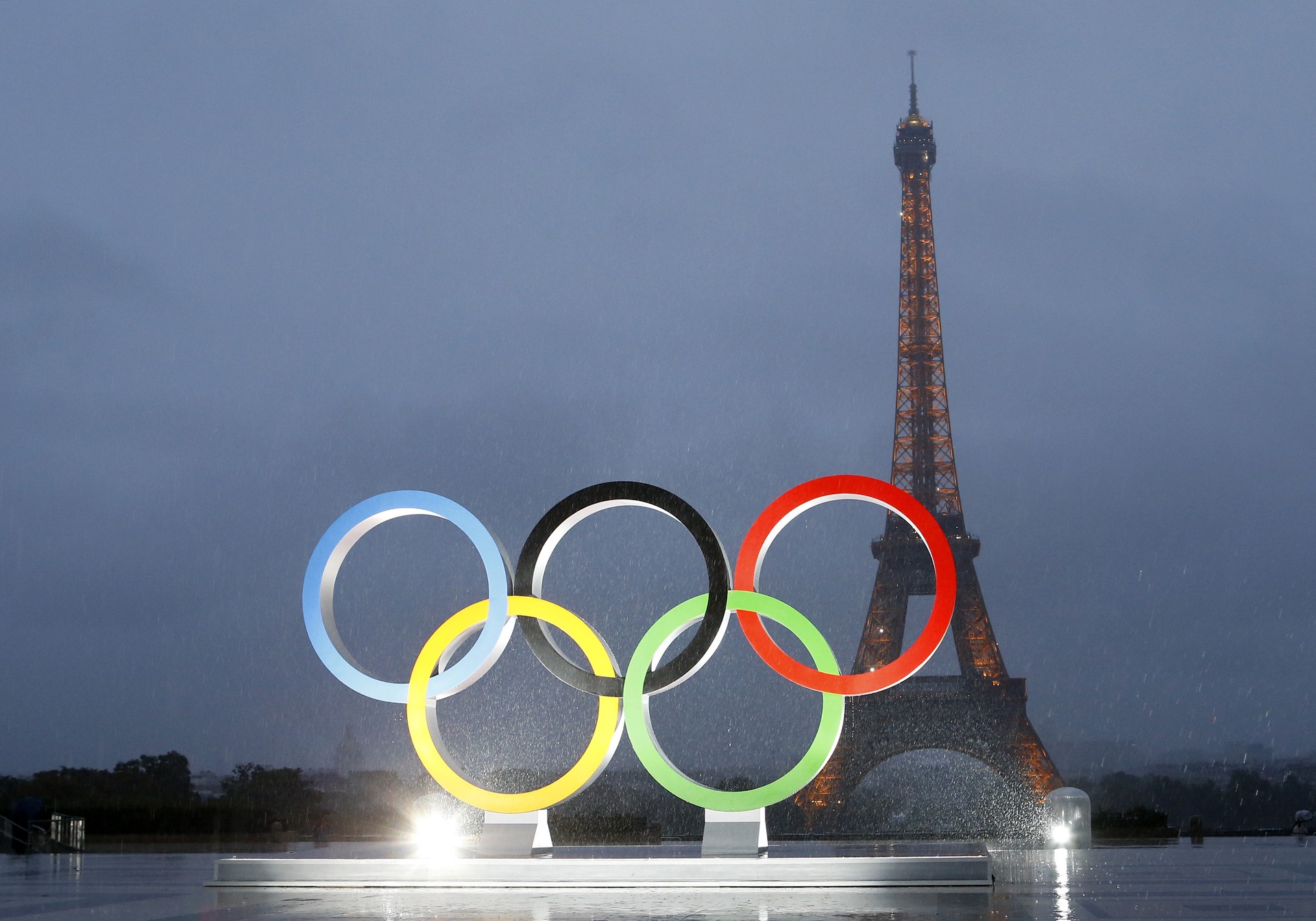 Могут стать нейтральными: Франции пригрозили недопуском спортсменов на свою же Олимпиаду