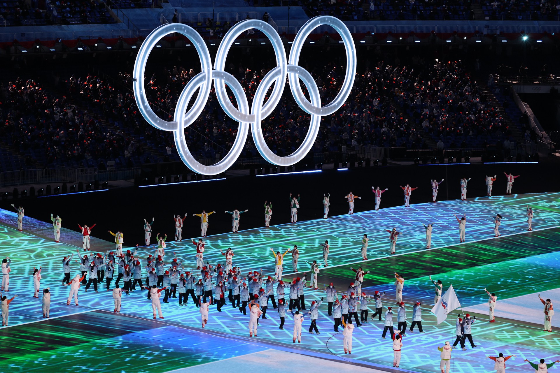 Италия принимала участие во всех олимпийских играх. Олимпийские игры в Пекине 2022. Зимние Олимпийские игры 2022 церемония открытия. Сборная России на открытии олимпиады 2022.