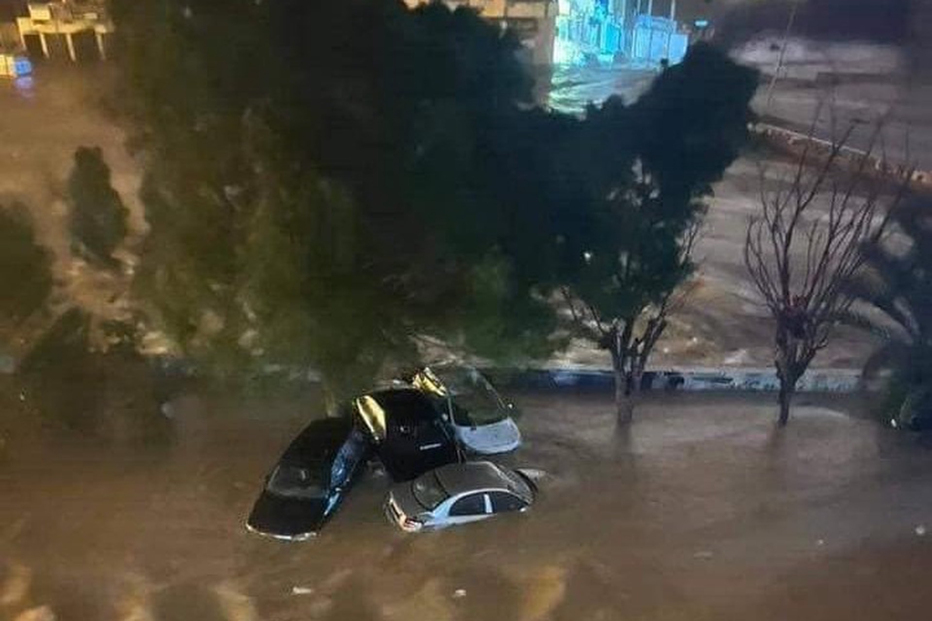 Ливия из-за наводнения объявила Киренаику зоной бедствия и запросила международную помощь