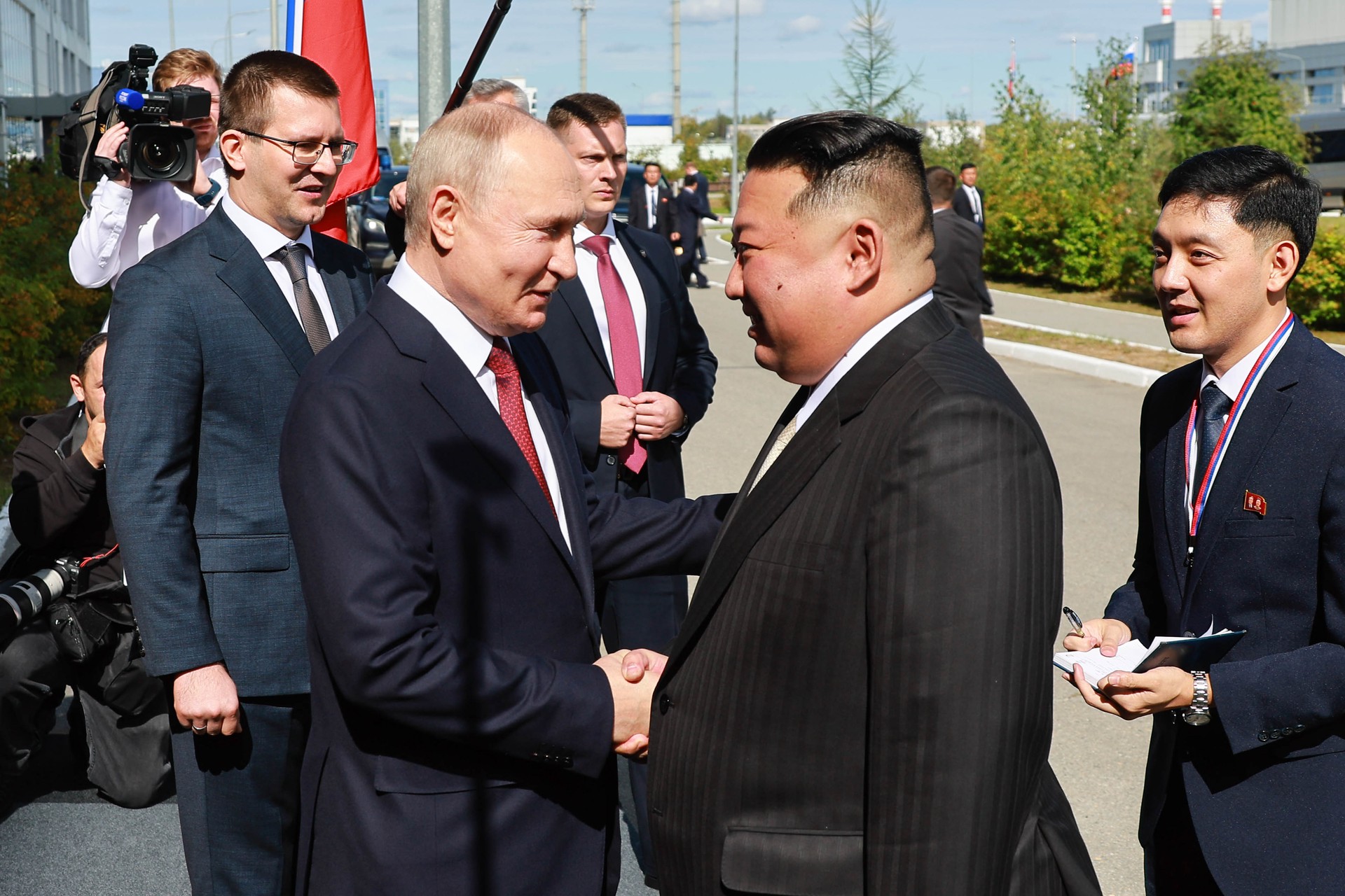 Ким Чен Ын поздравил Путина с победой на выборах президента России