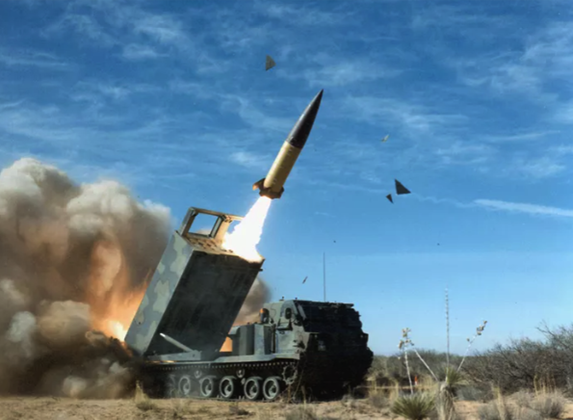 WSJ: Американские власти изучают возможность передачи Украине дальнобойных ракет ATACMS этой осенью