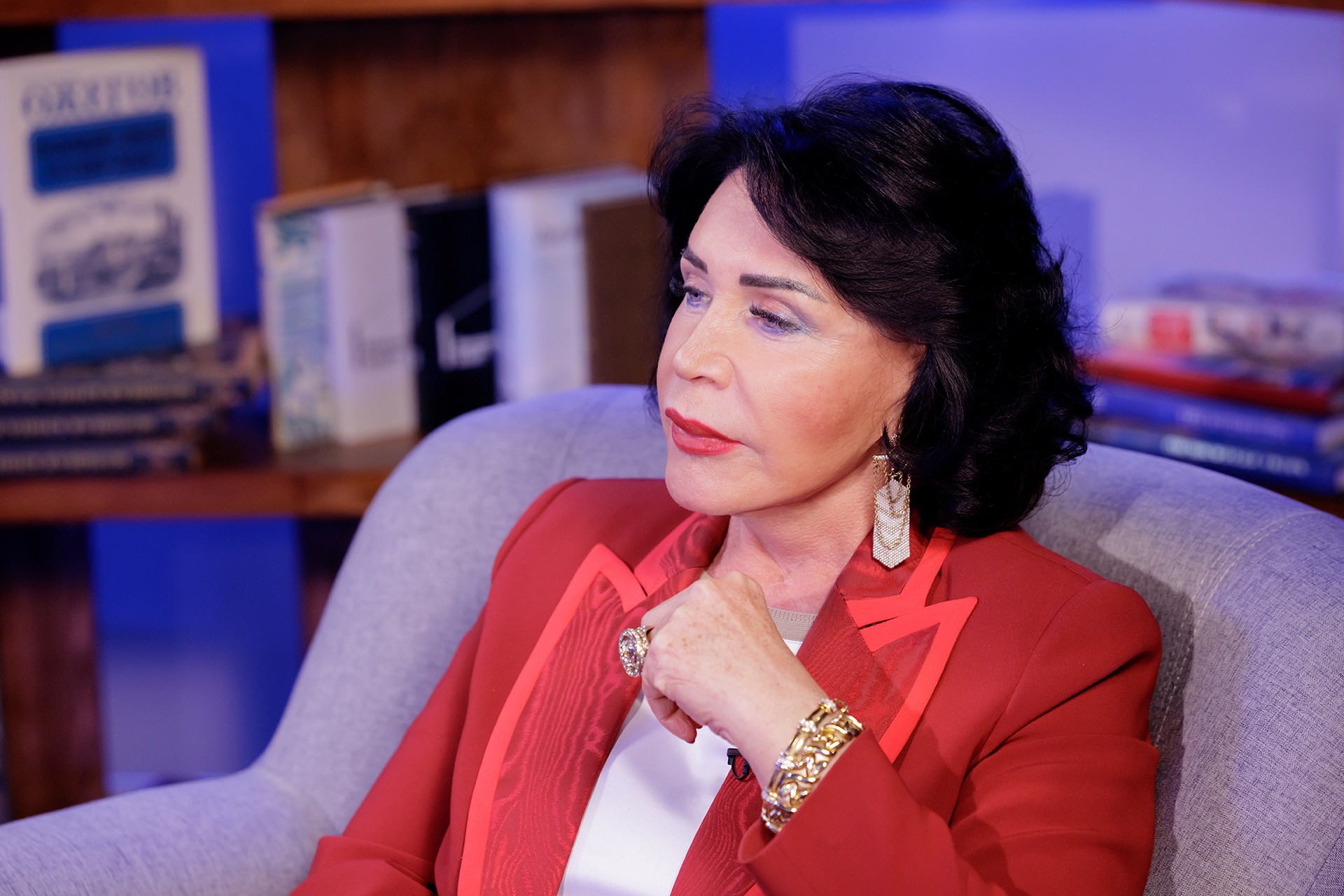 Бабкина рассказала, какие подарки нужно вручать на День матери