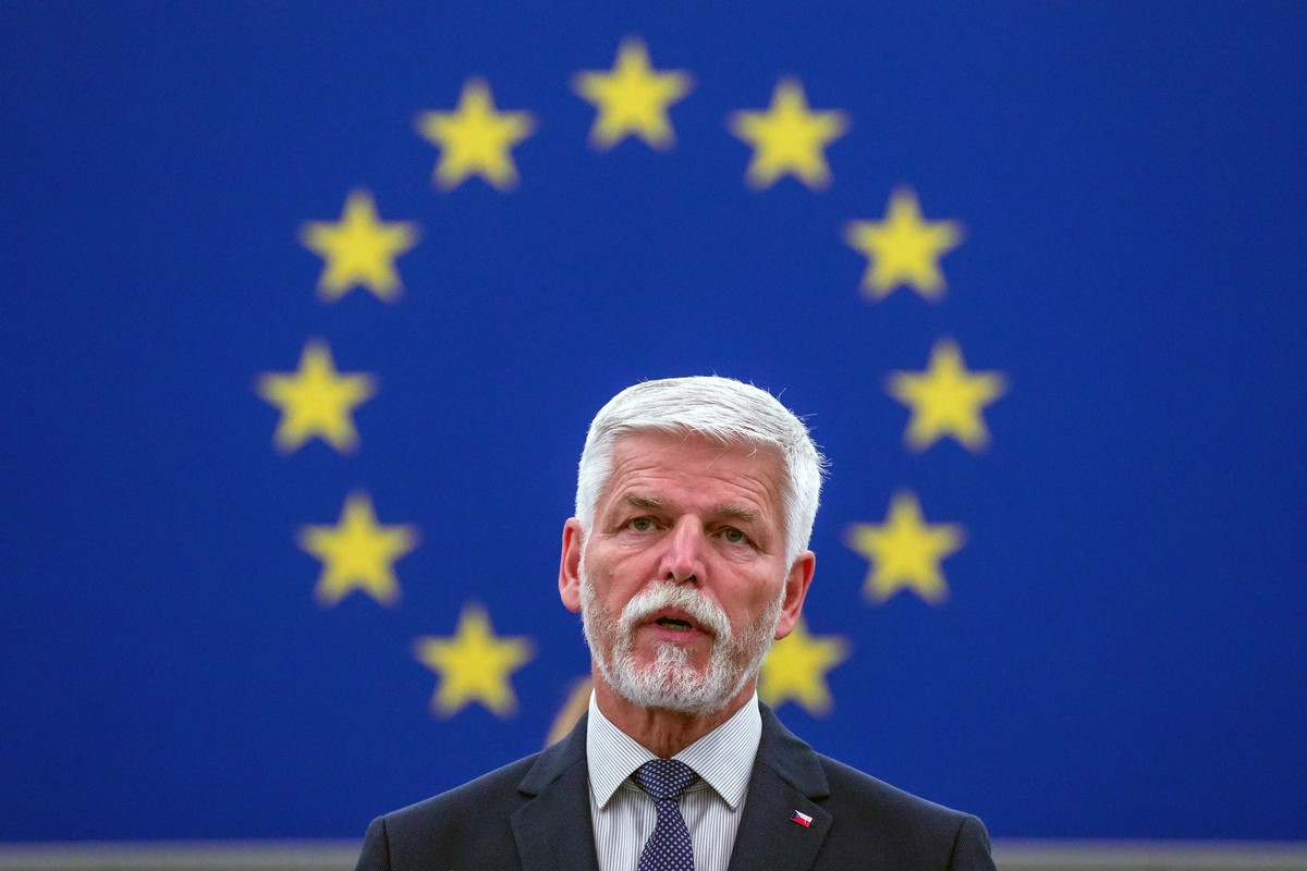Президент Чехии Павел: Украина не имела шансов на победу уже в 2023 году