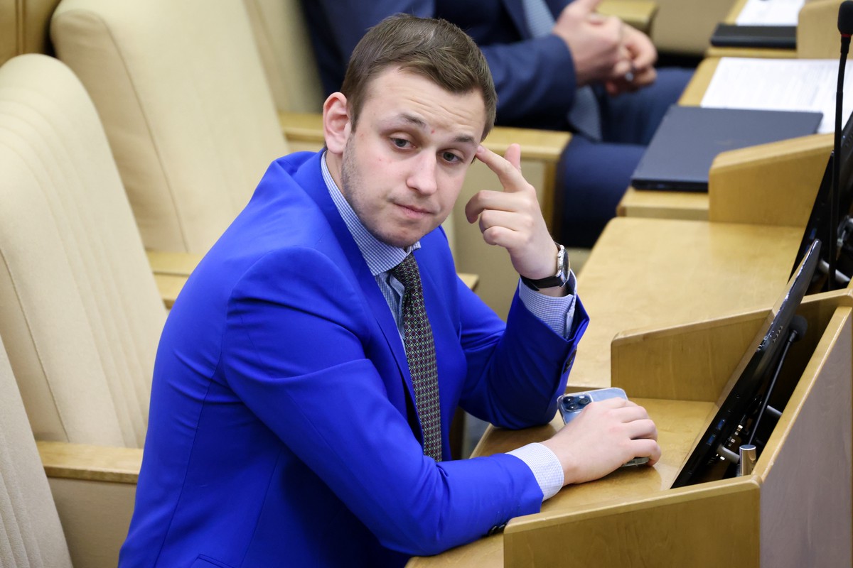 Власов рассказал, чем займётся после лишения его депутатского мандата