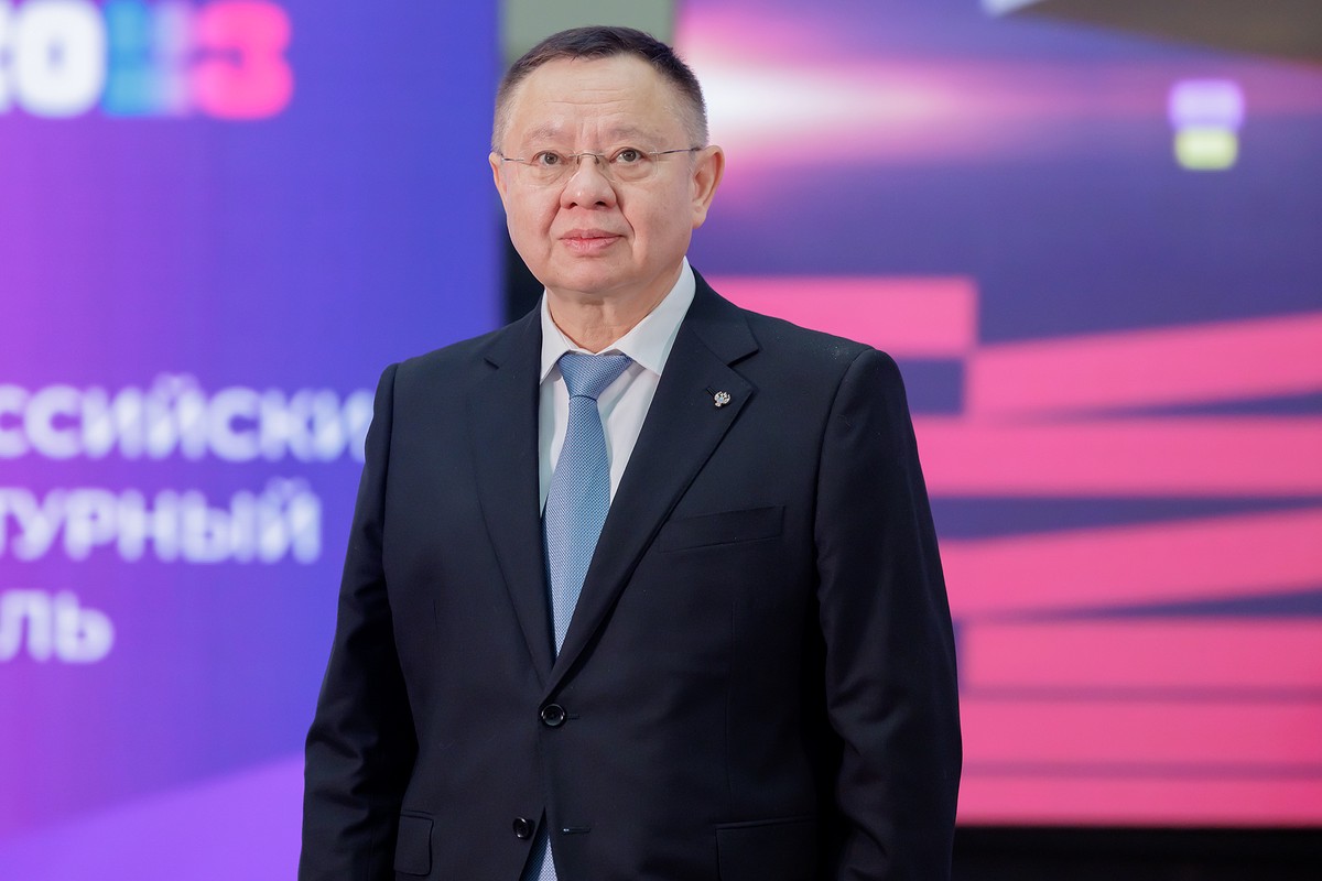 Министр строительства и ЖКХ Файзуллин назвал причину обрушения дома в Астрахани