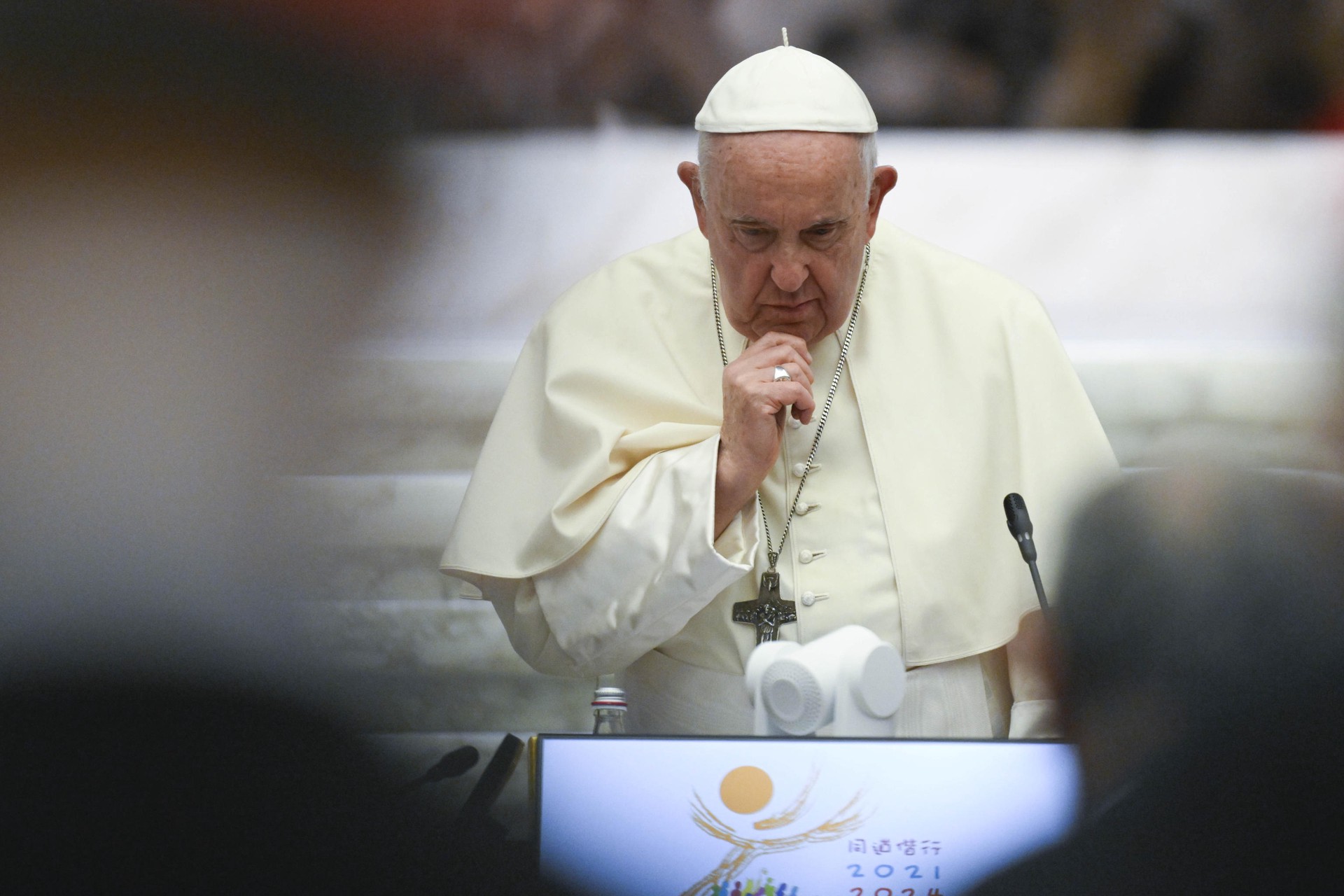 Особый папочка: как Франциск ведёт к легализации однополых союзов