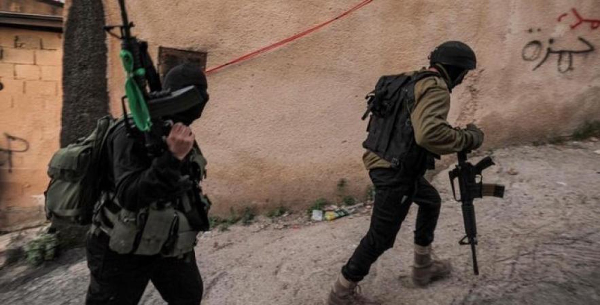 SHOT: палестинские радикалы из ХАМАС казнили двух заложников