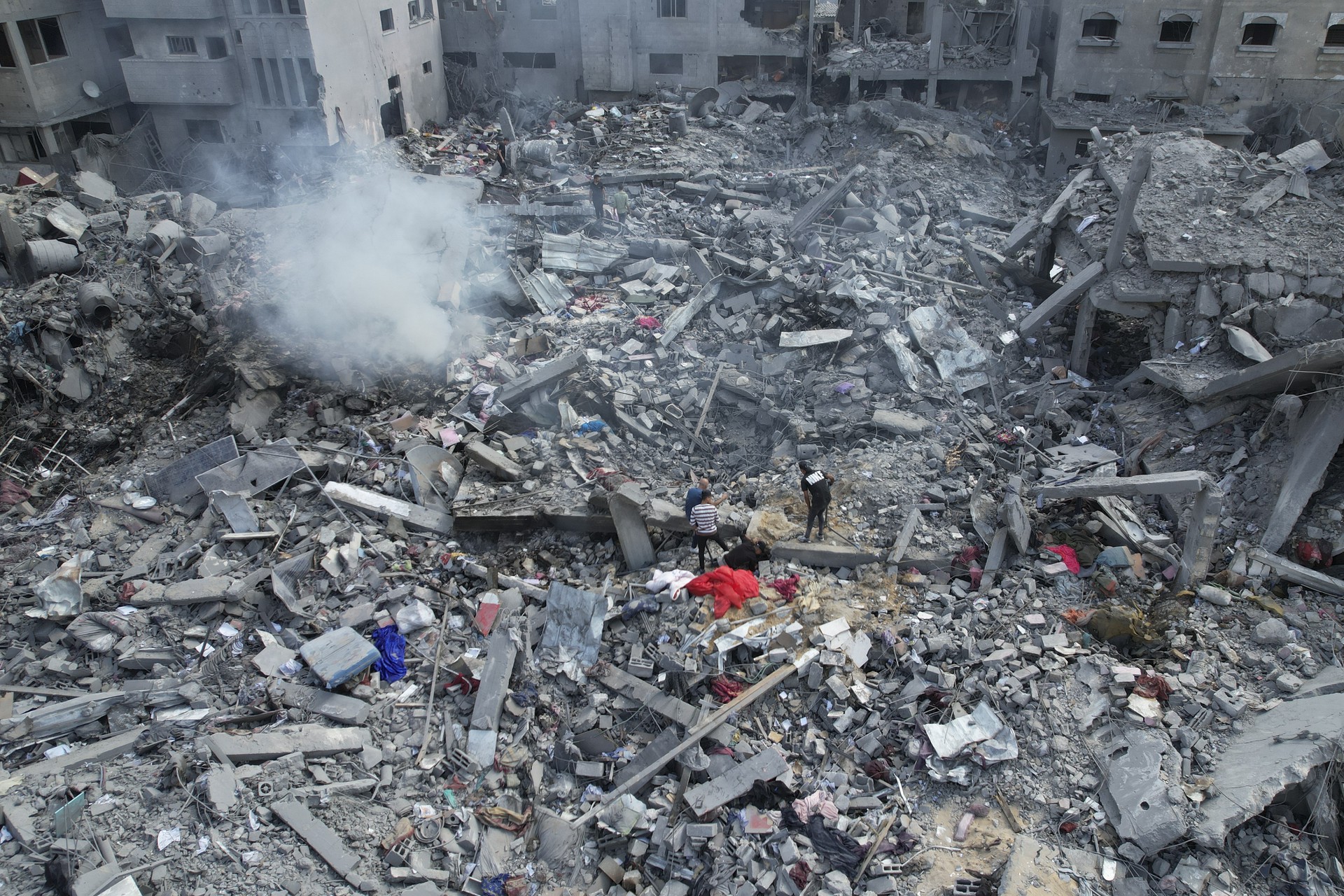 Эвакуированный россиянин рассказал о происходящем в Газе: «Там трупы везде»
