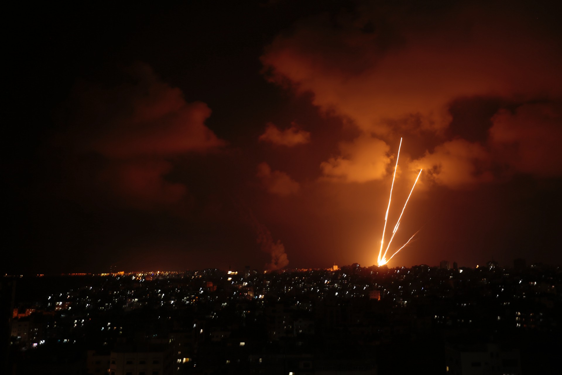 Израиль зафиксировал десять обстрелов с территории Ливана