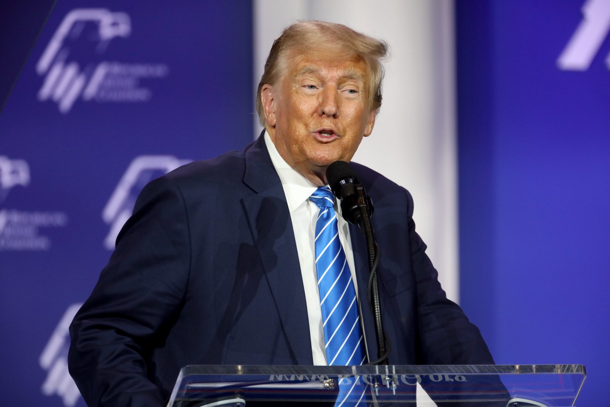 Трамп напомнил Зеленскому, что Россия одолела Гитлера, и призвал прекратить бои