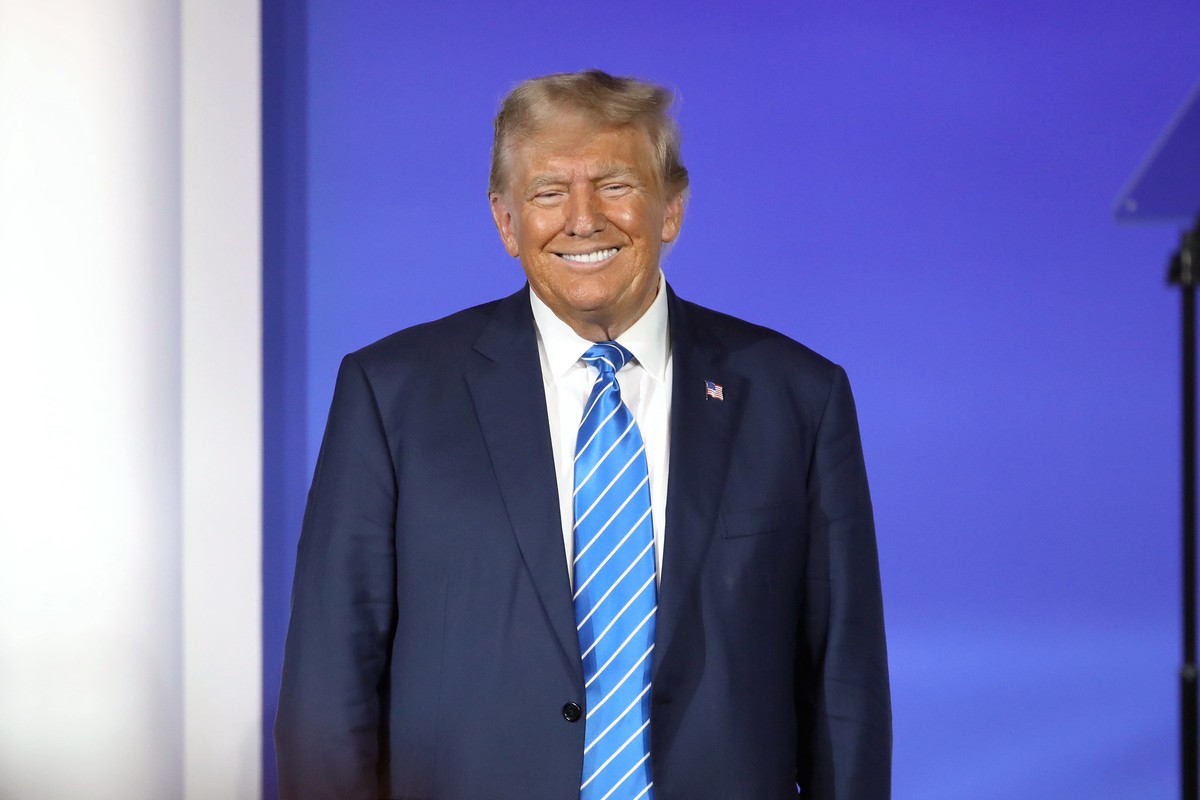 Экс-посол США Вершбоу предупредил о риске крушения НАТО из-за Трампа