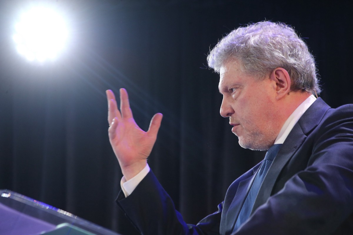 Явлинский назвал серьёзным свой разговор с Путиным о прекращении огня на Украине