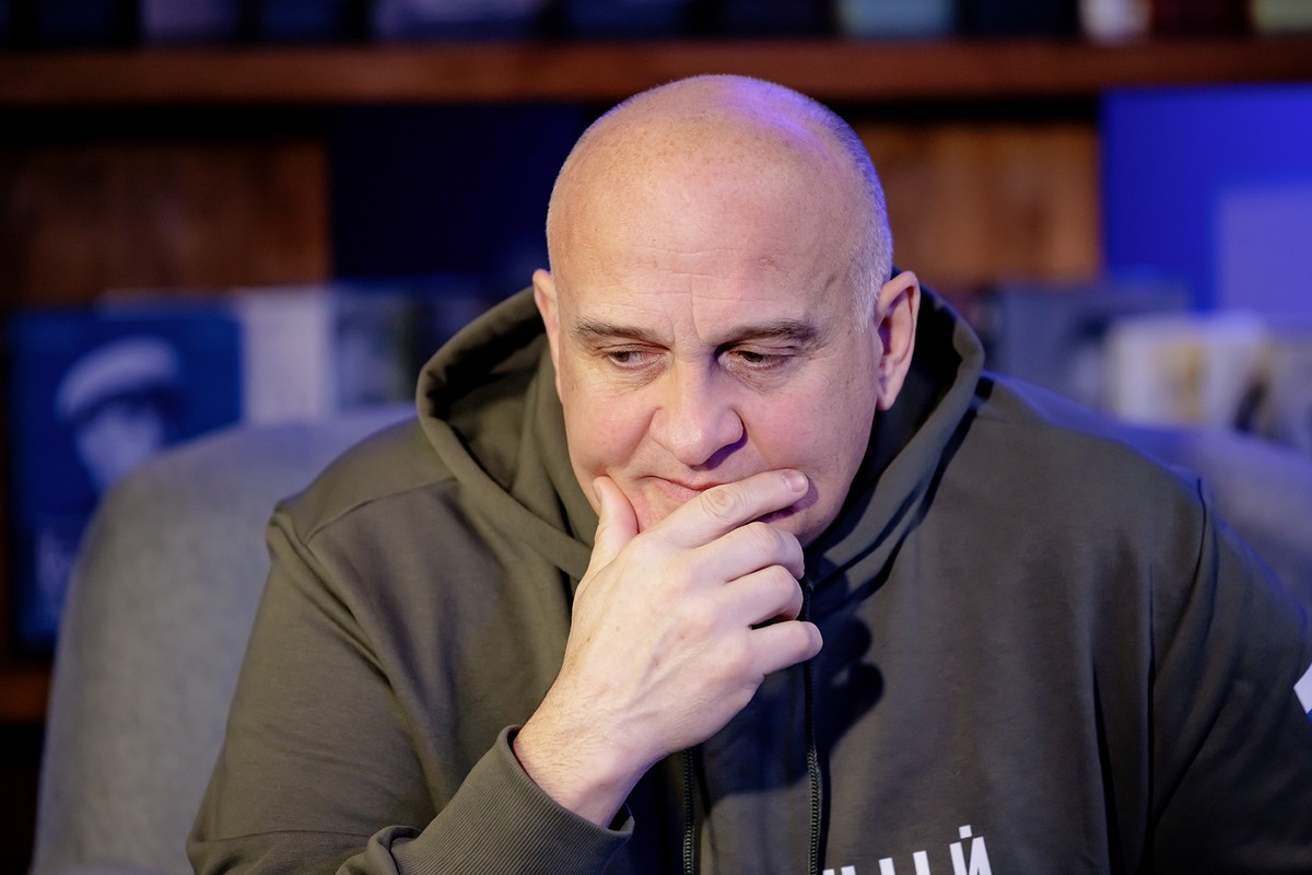 Артист Алексей Огурцов считает, что сбежавшим из России потом будет стыдно
