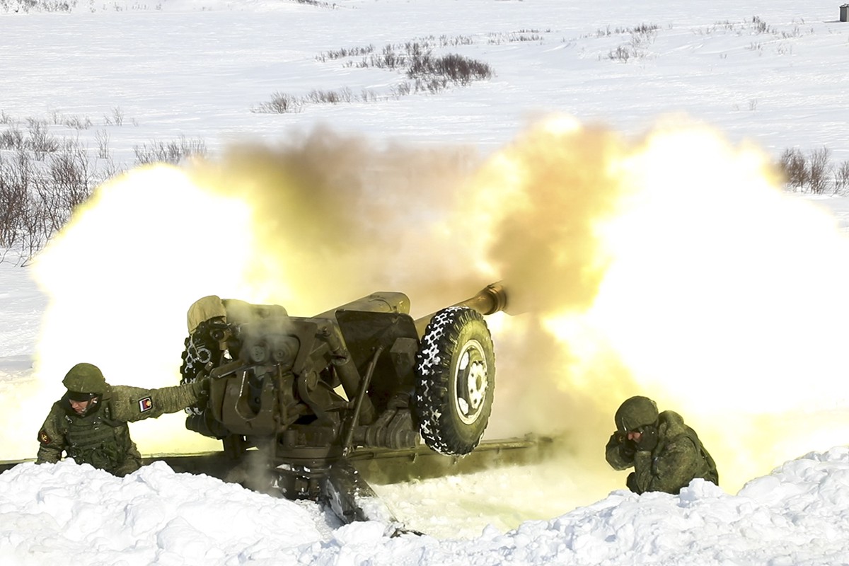 Военные ВС России спасли под Крынками раненую украинку