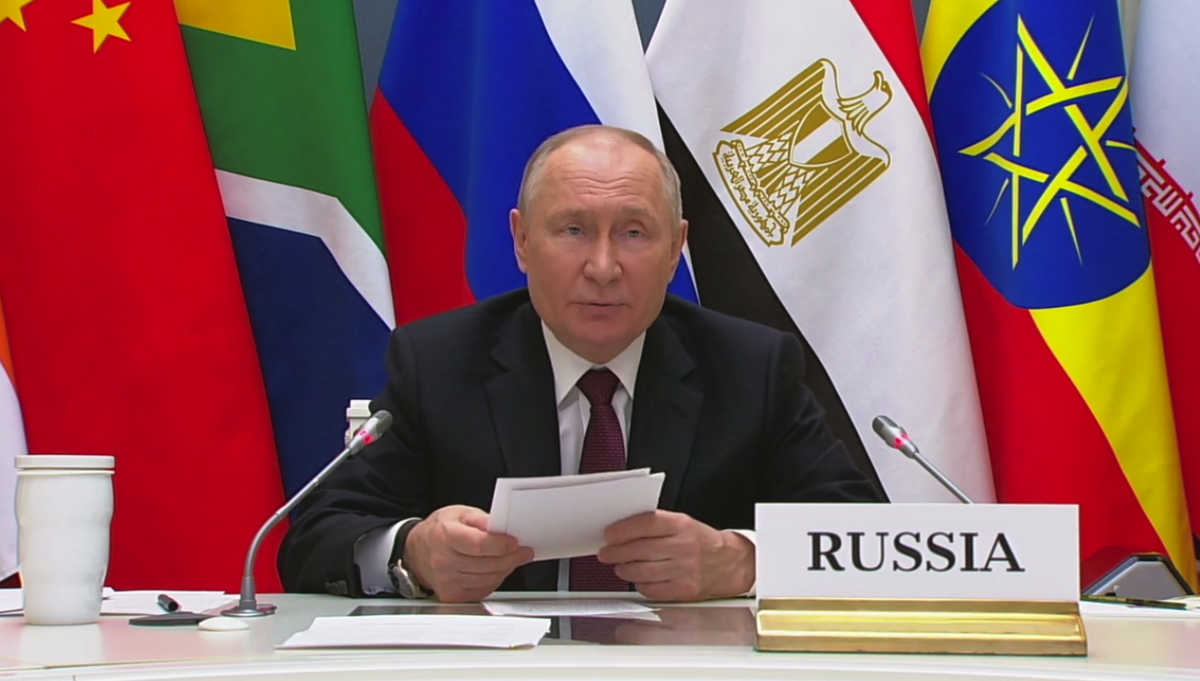 Путин заявил, что Россия инициирует в БРИКС контакты по палестино-израильскому урегулированию 