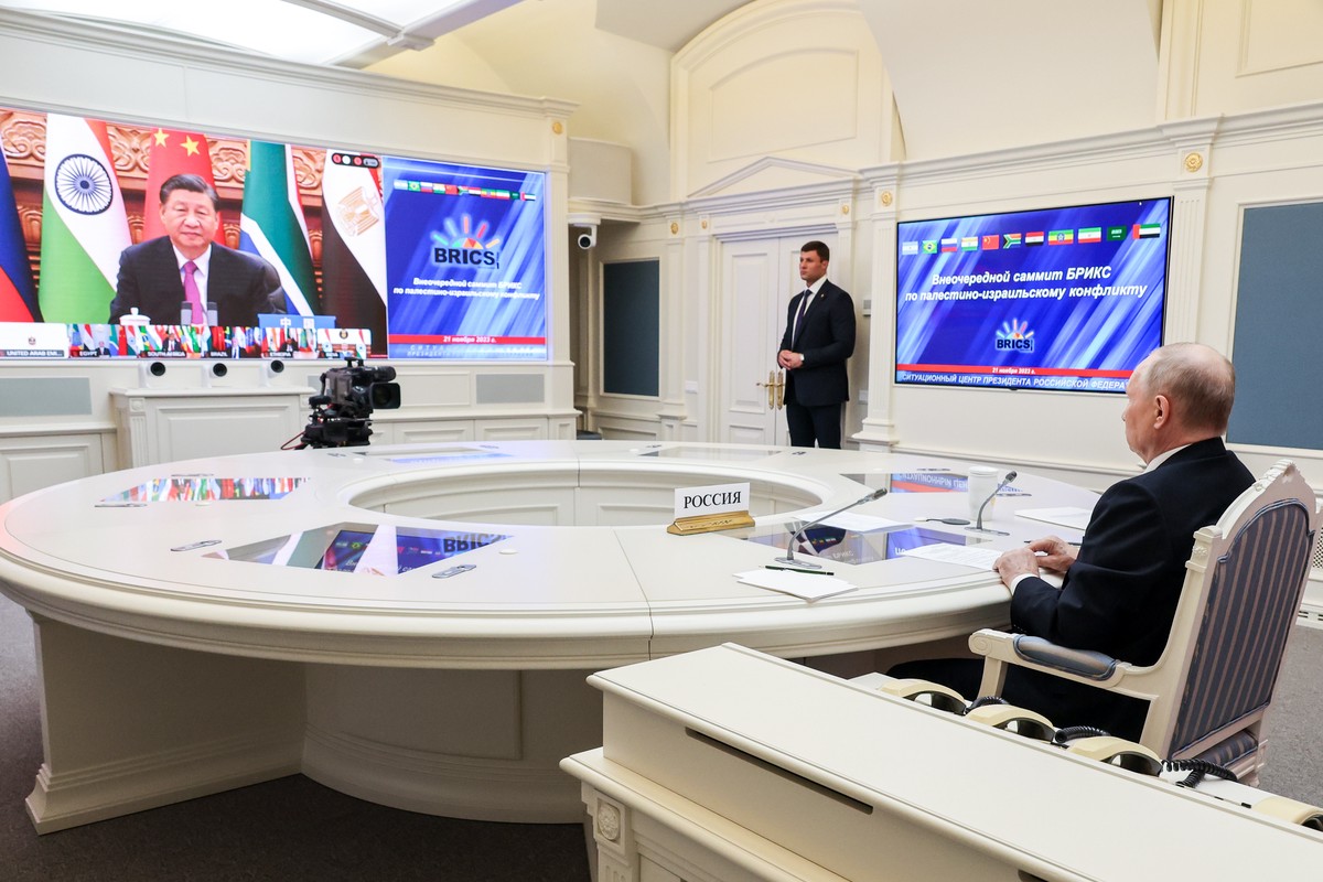 Лидеры БРИКС заявили о приверженности мирному разрешению разногласий путём диалога
