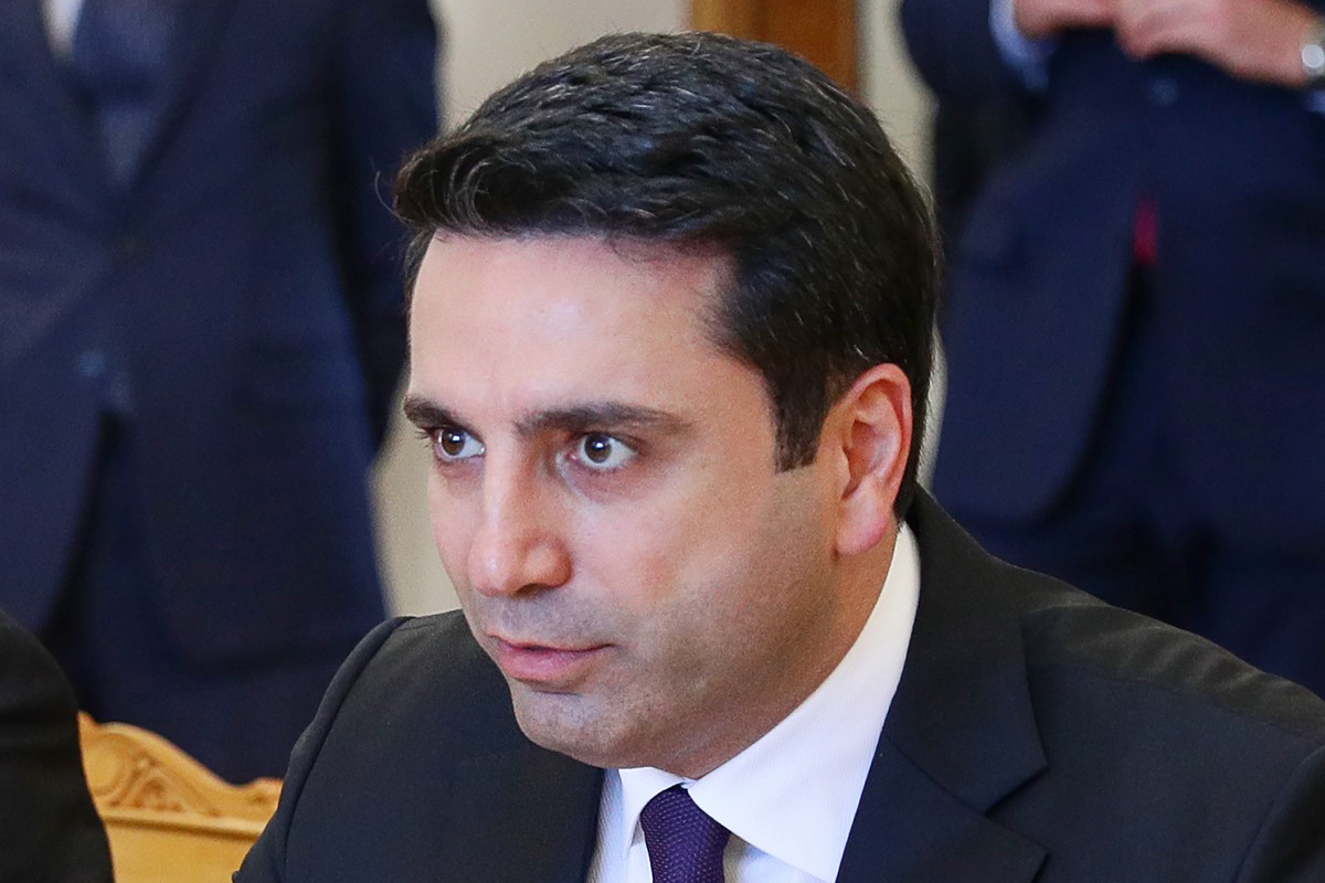 Спикер парламента Армении назвал Россию государством-союзником