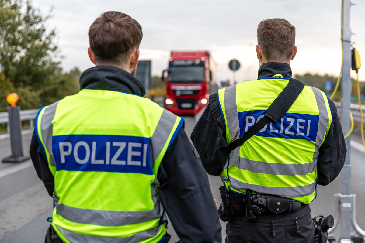 В Германии задержали двух человек по подозрению якобы в шпионаже в пользу России