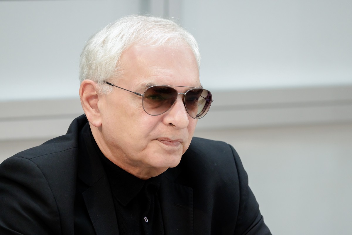 Карен Шахназаров отреагировал на слухи о планах Владимира Меньшова снять продолжение фильма «Москва слезам не верит»