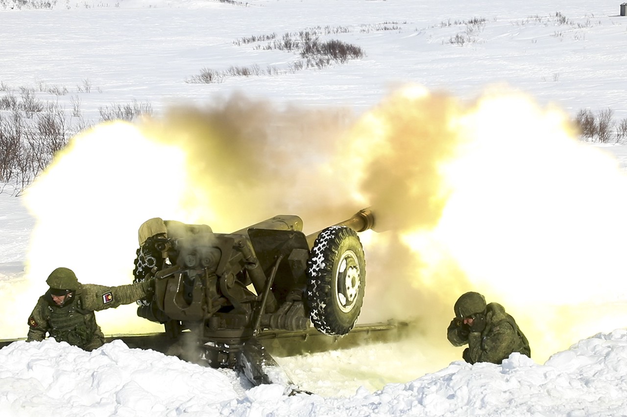 Военные ВС России спасли под Крынками раненую украинку