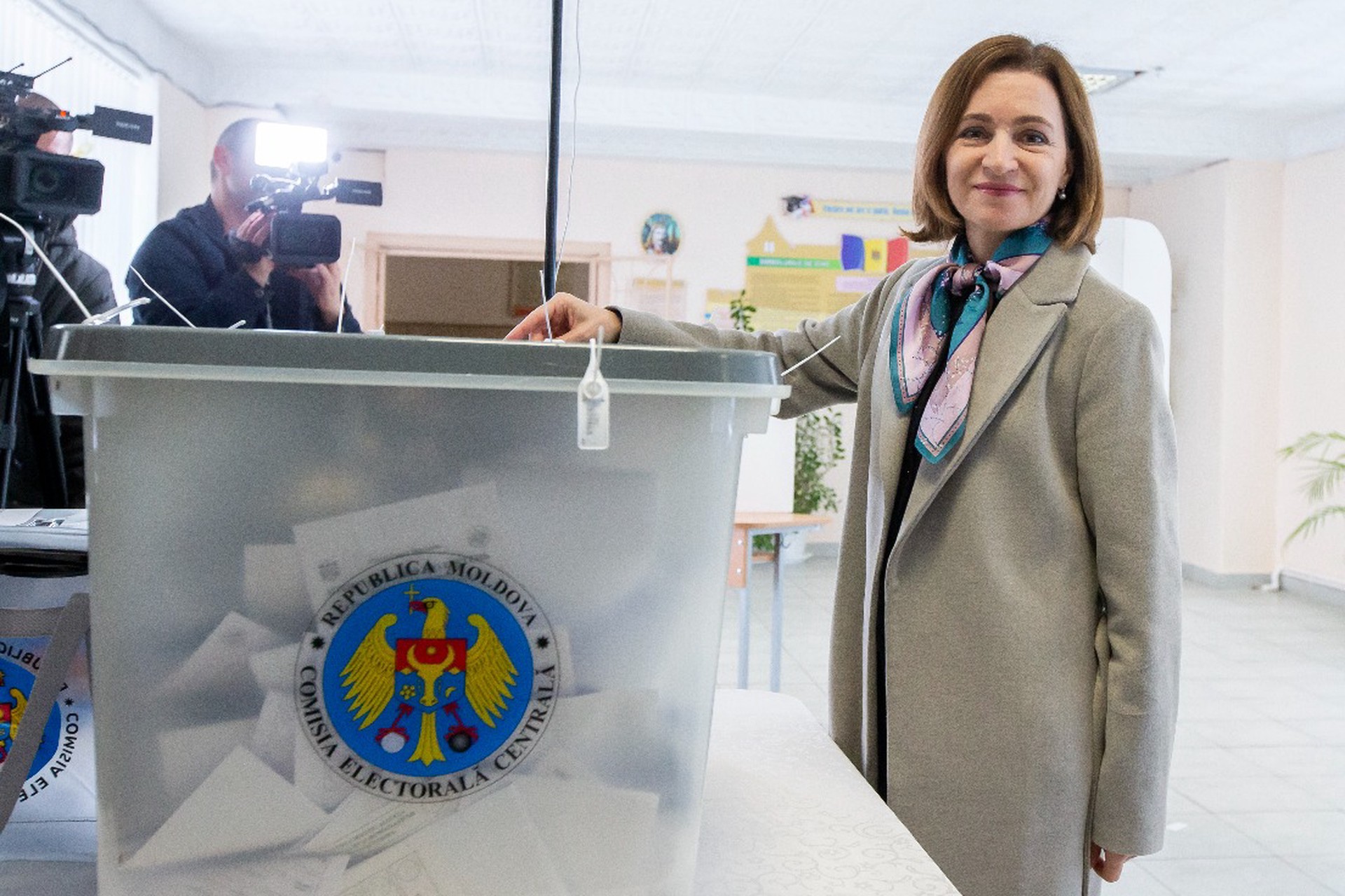 В начале – Майя: как западные СМИ врут о молдавских выборах
