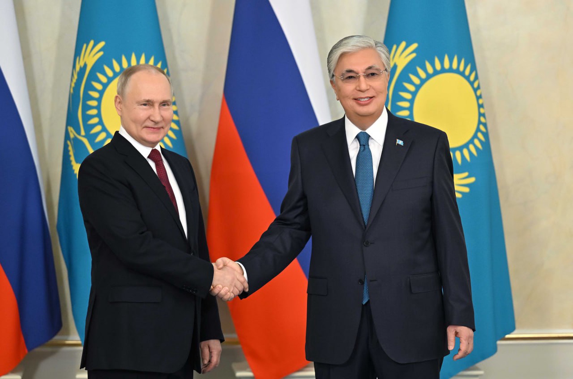 Путин и Токаев обсудили паводки в приграничных регионах России и Казахстана