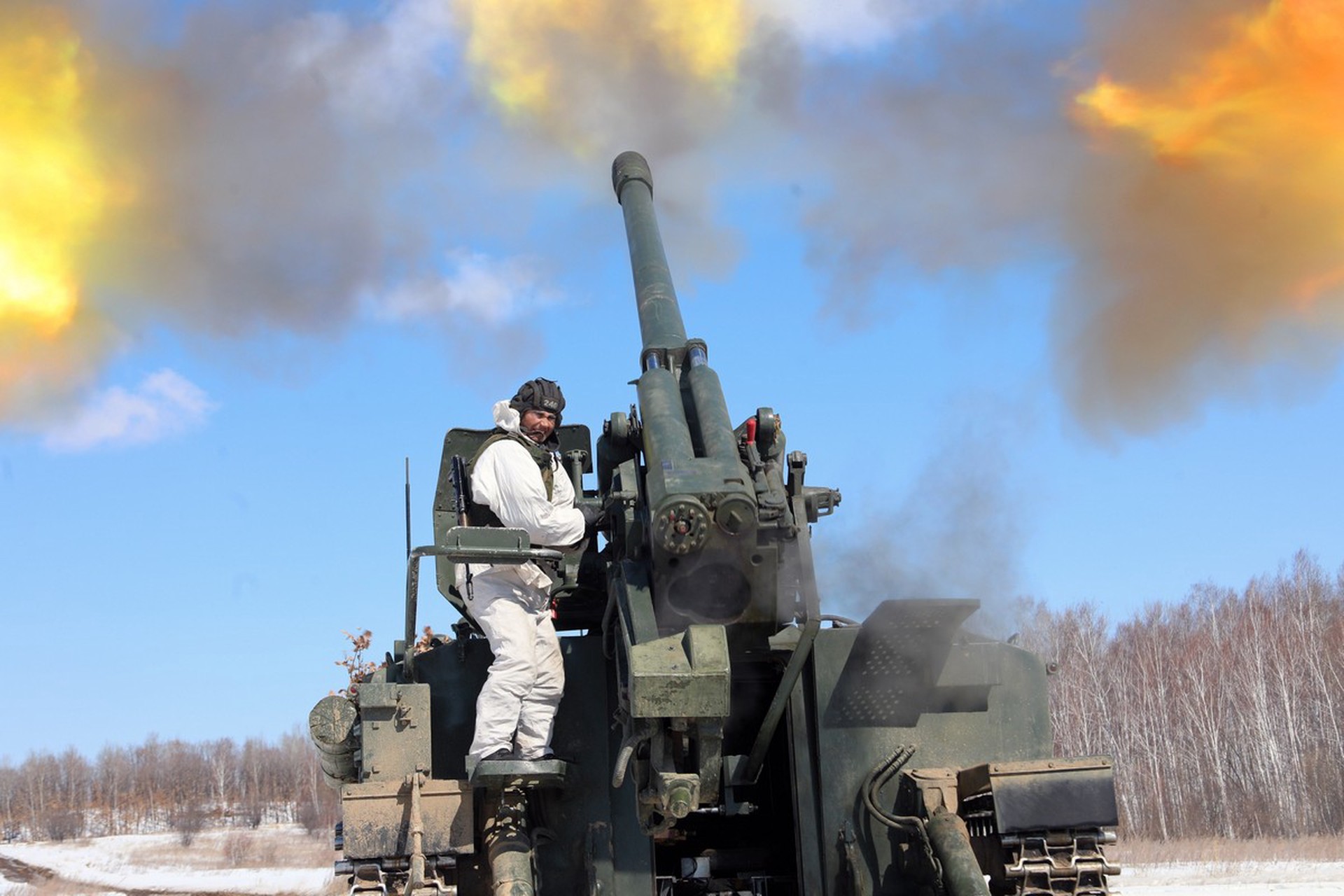 Песков: РФ должна уничтожить военный потенциал Украины для безопасности россиян