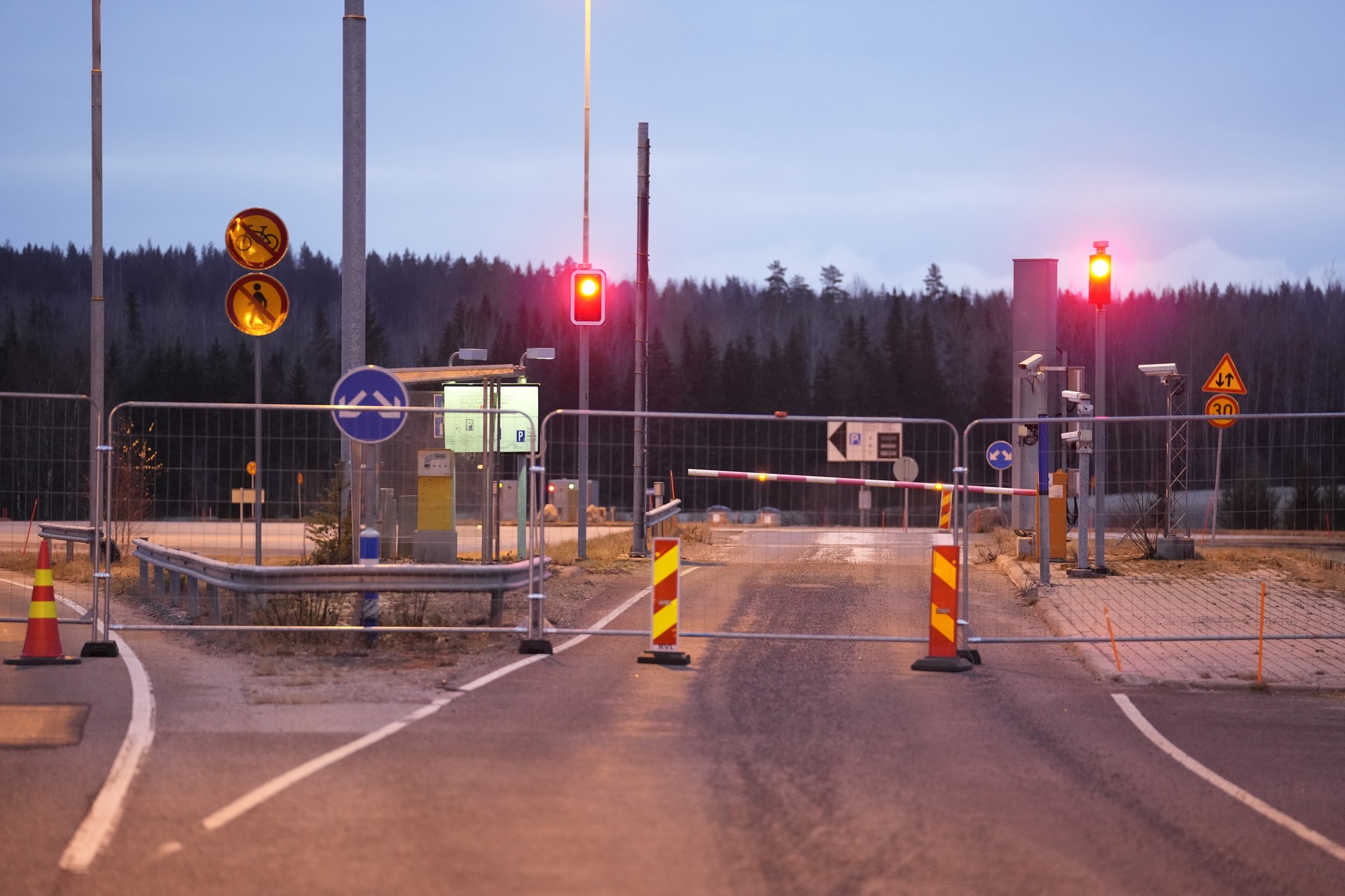 Helsingin Sanomat: Финляндия прекратит принимать просителей убежища на границе с Россией