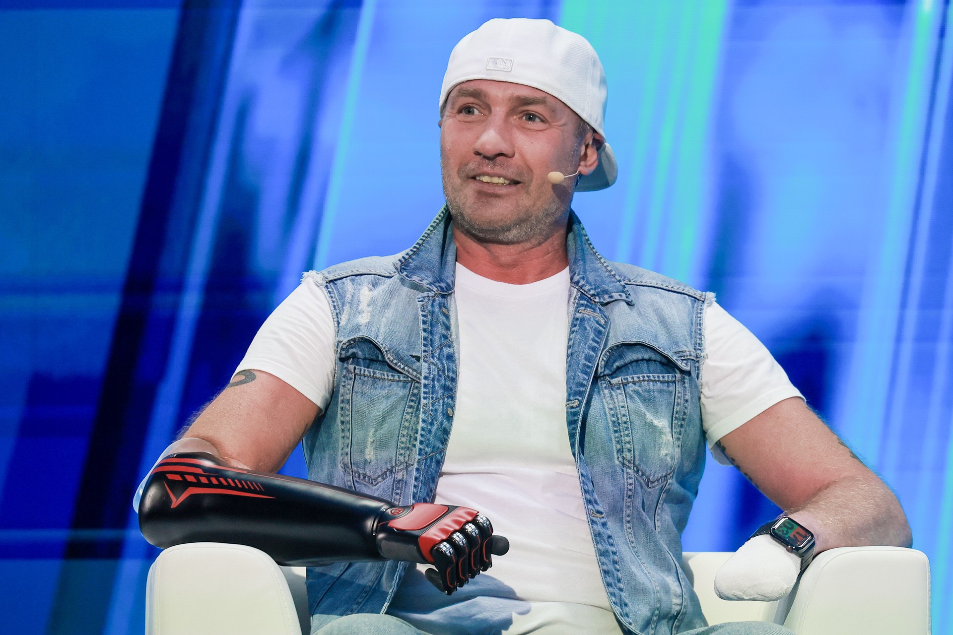 Роман Костомаров примет участие в ледовом шоу Авербуха в Москве