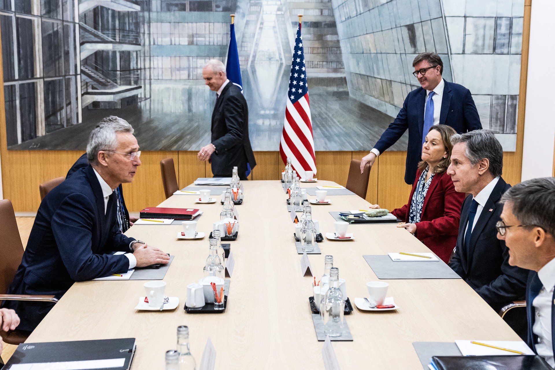 Telegraph: Европа должна готовиться к сценарию, при котором США выйдут из НАТО