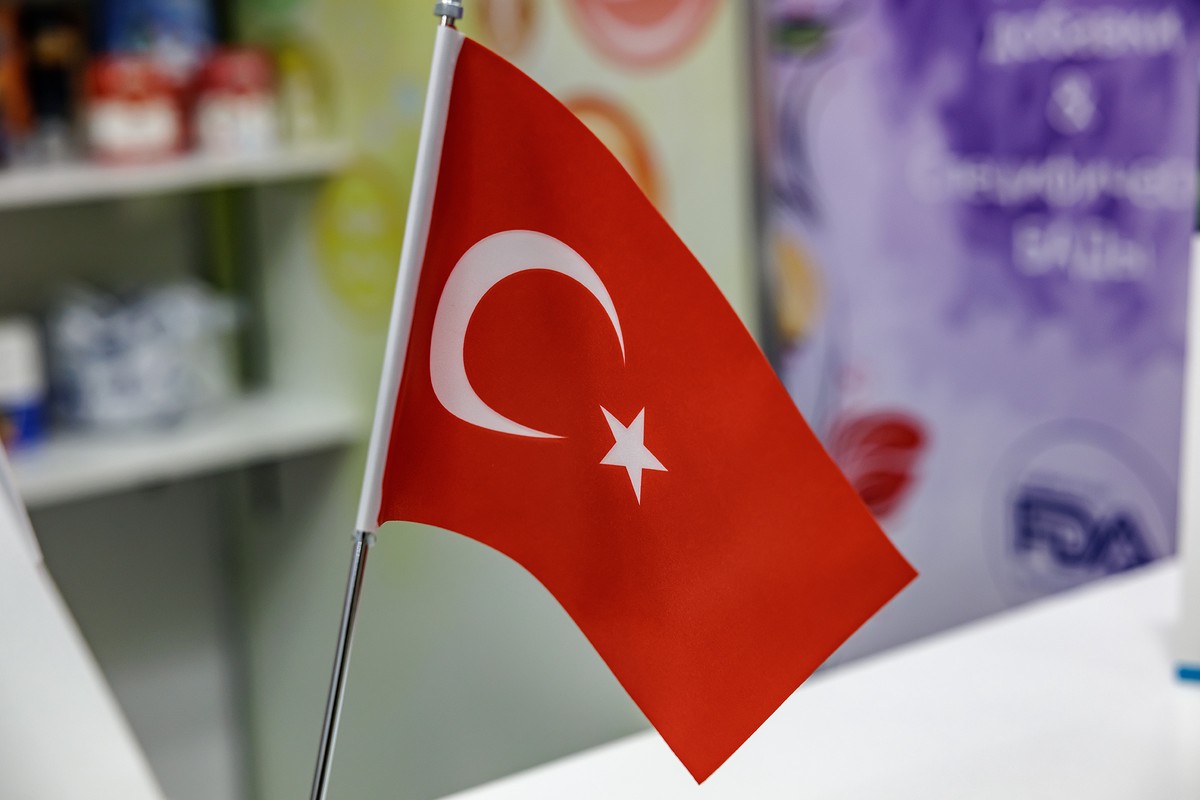 Aydınlık: турецкие компании получают угрозы от США за торговлю с Россией