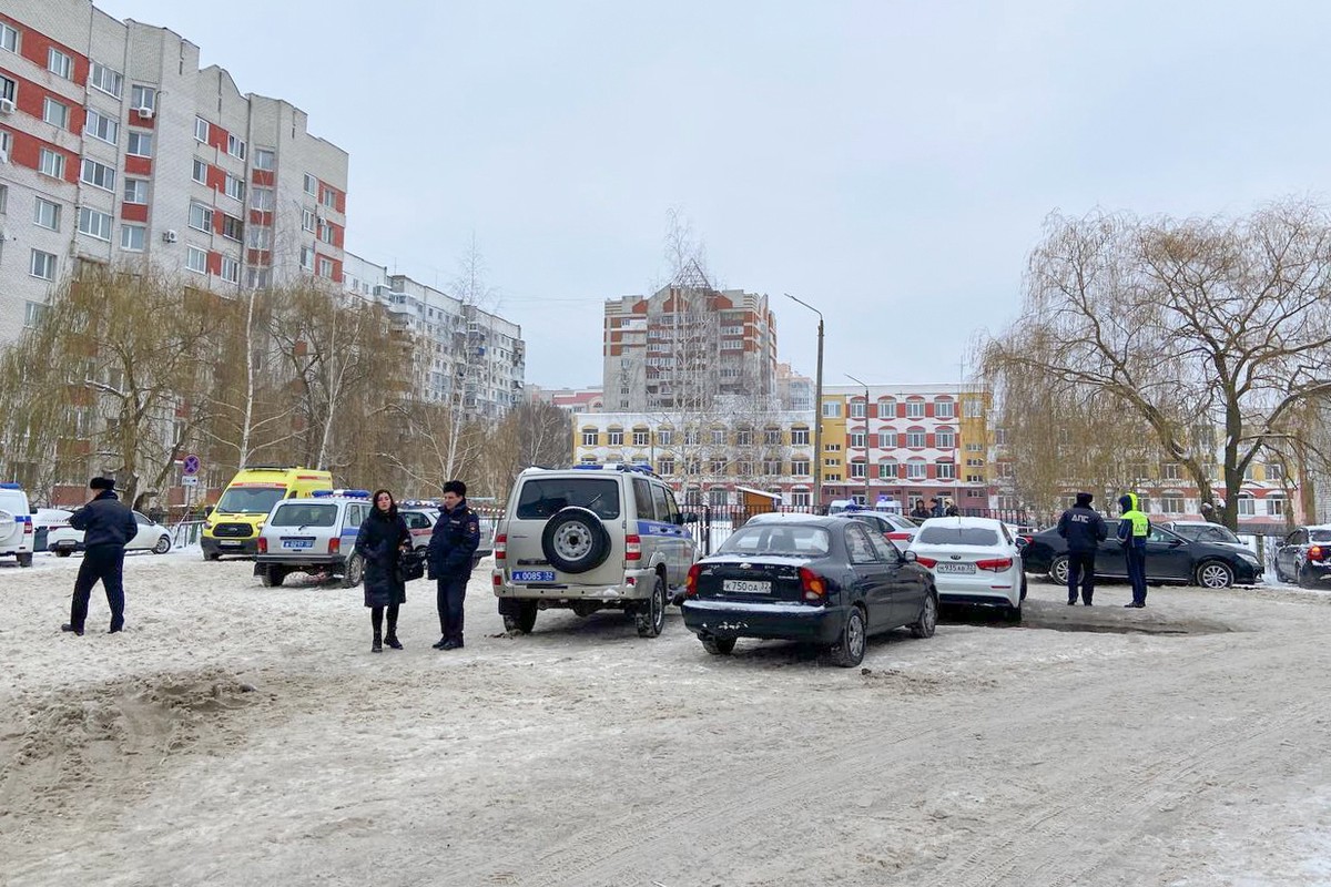 Прокуратура Брянской области проверит школу, где произошла стрельба