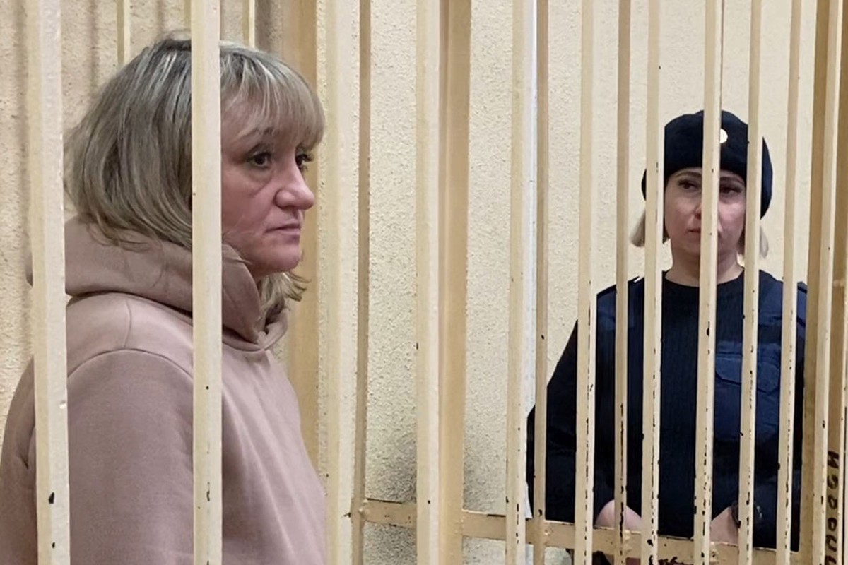 В Брянске арестовали охранницу гимназии, где произошла стрельба