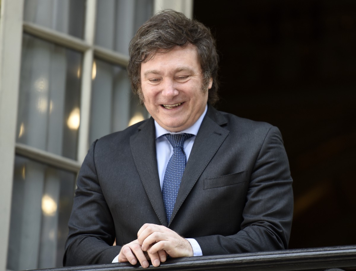 Хавьер Милей вступил в должность президента Аргентины